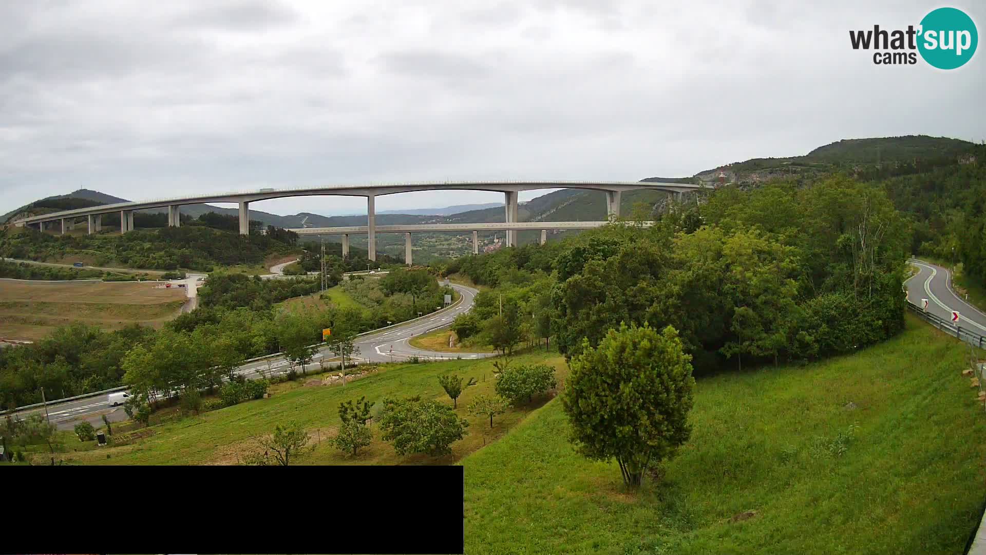 Webcam Črni Kal Viadukt – Viki Burger