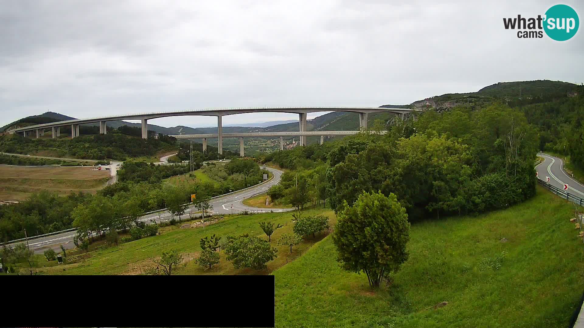 Webcam Črni Kal Viaduct – view from Viki Burger