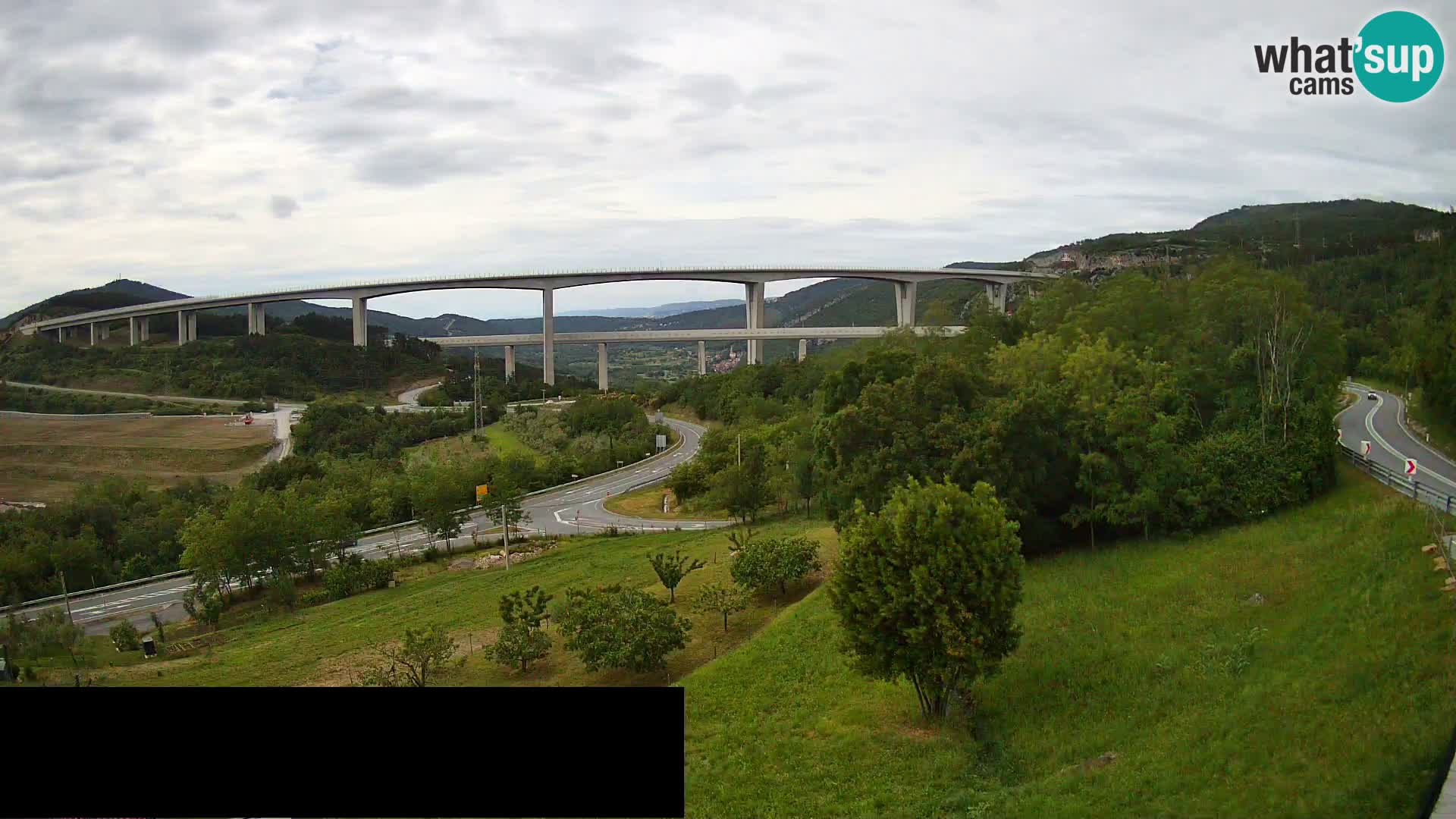 Web kamera Črni Kal Viadukt – pogled sa Viki Burgerja
