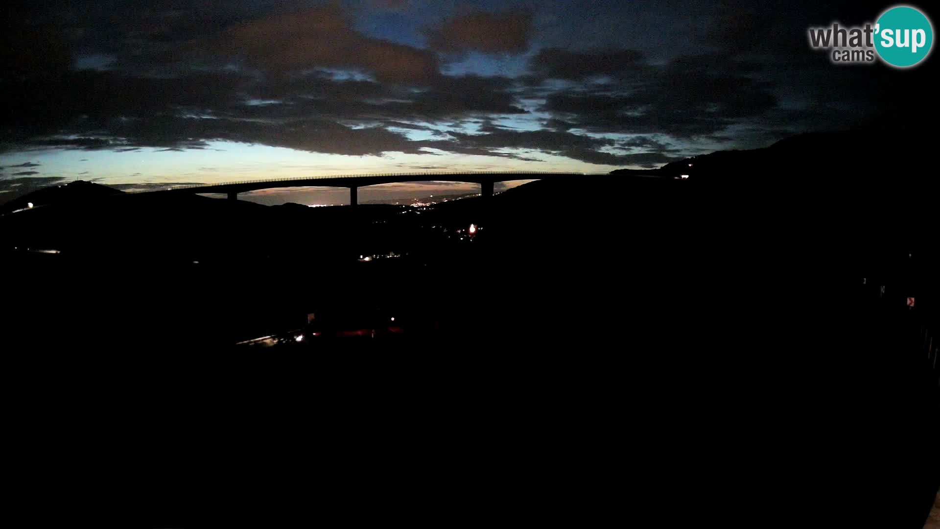Live cam Črni Kal Viaduc – Viki Burger