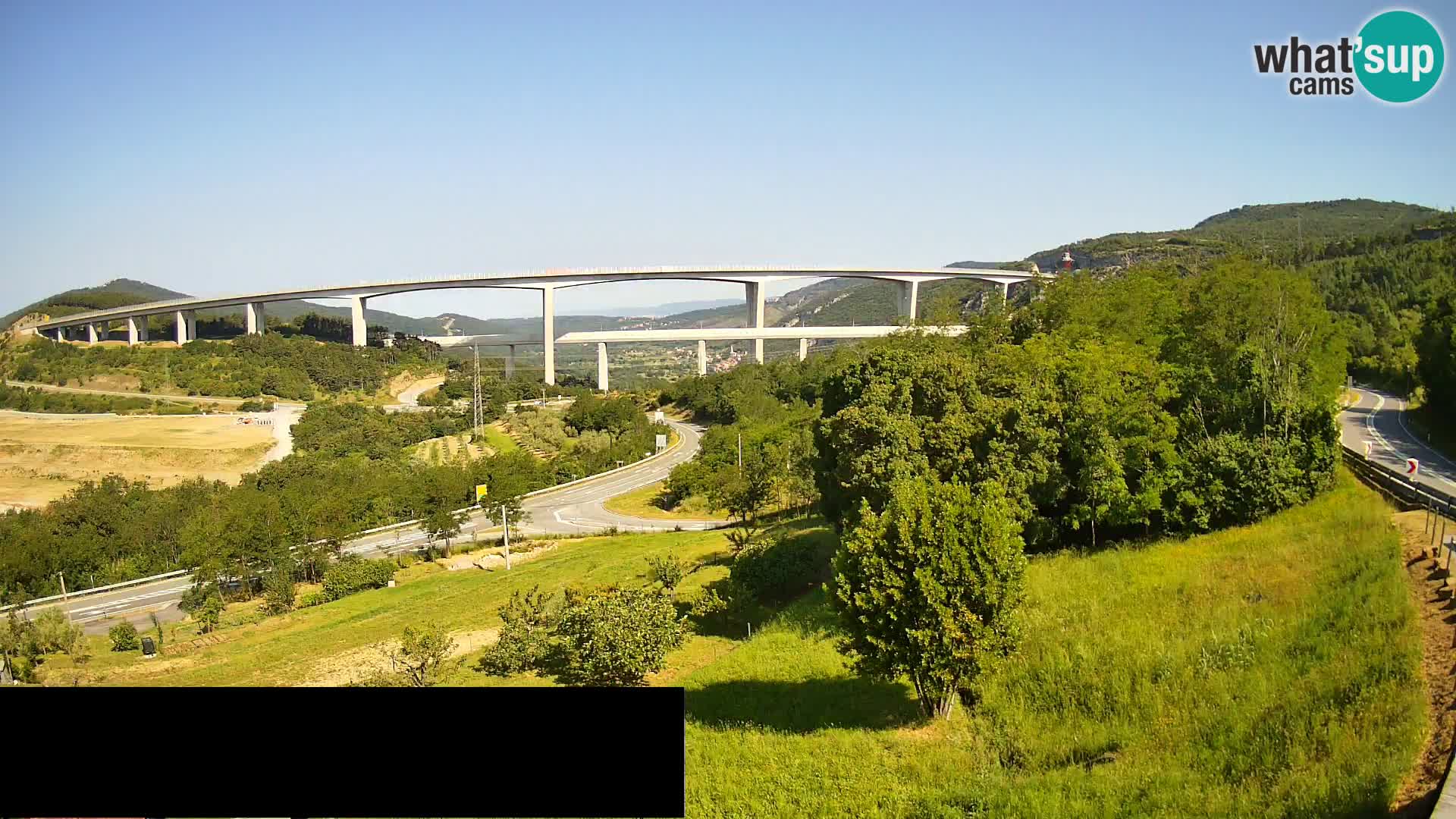 Live cam Črni Kal Viaduc – Viki Burger