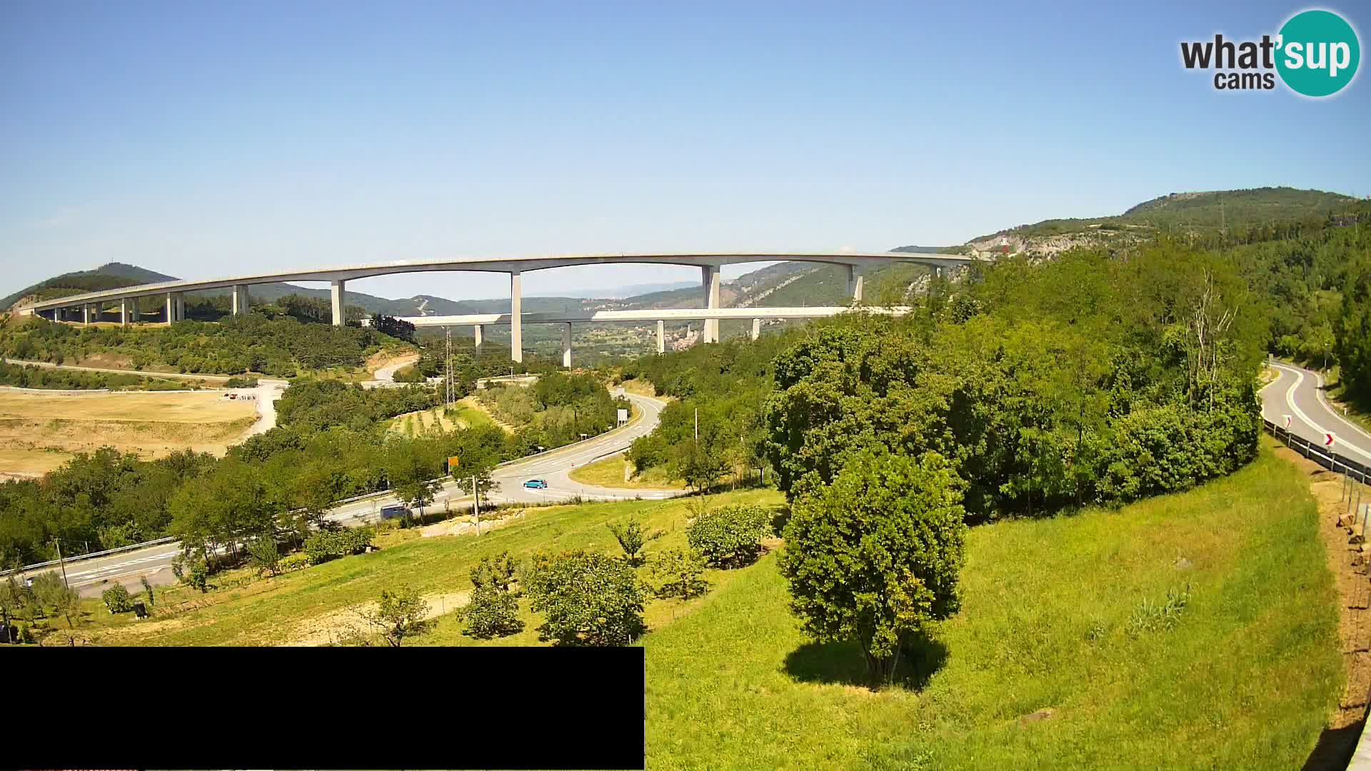 Live cam Črni Kal Viaduc – Viki Burger