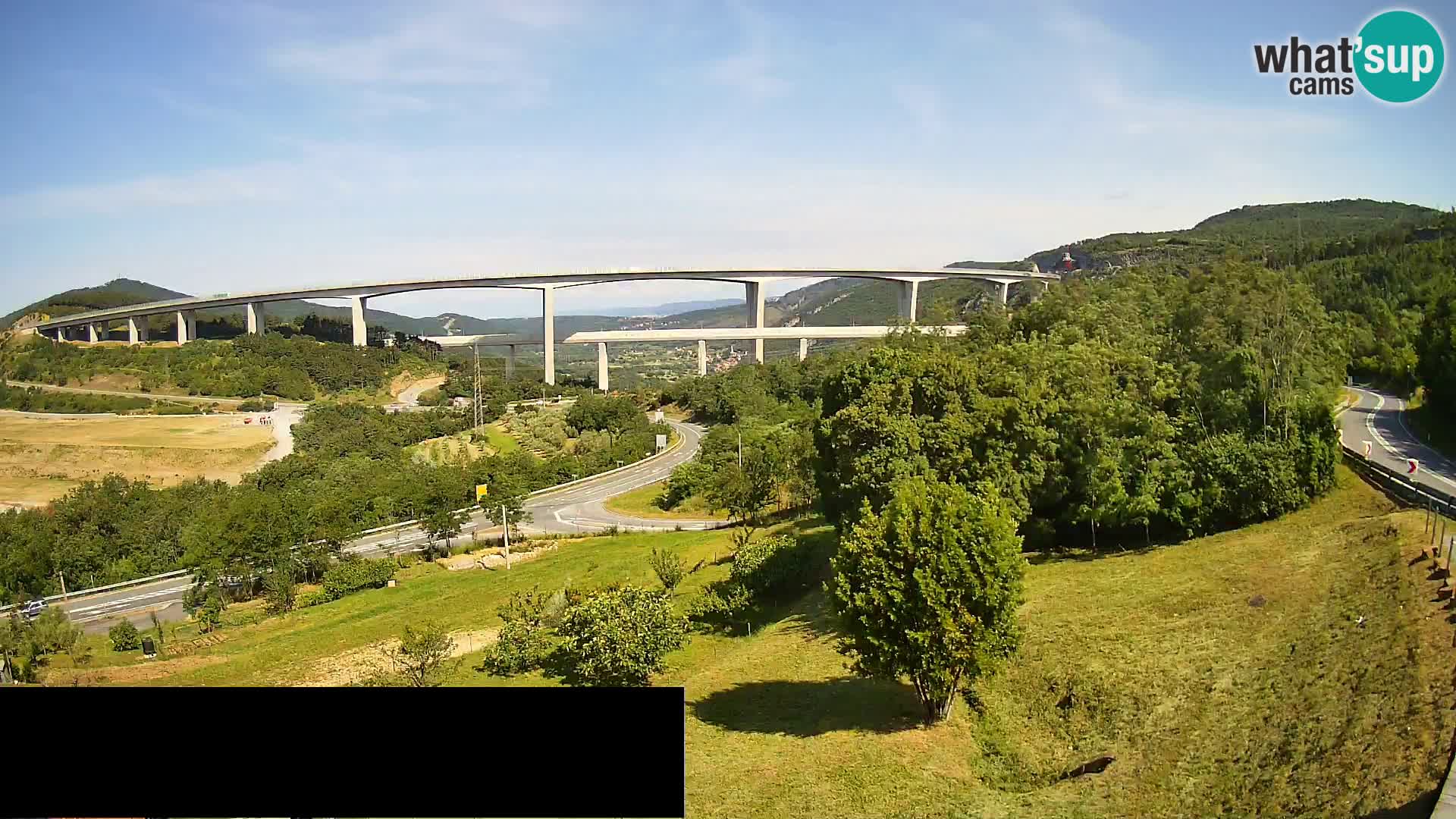 Webcam Črni Kal Viaduct – view from Viki Burger