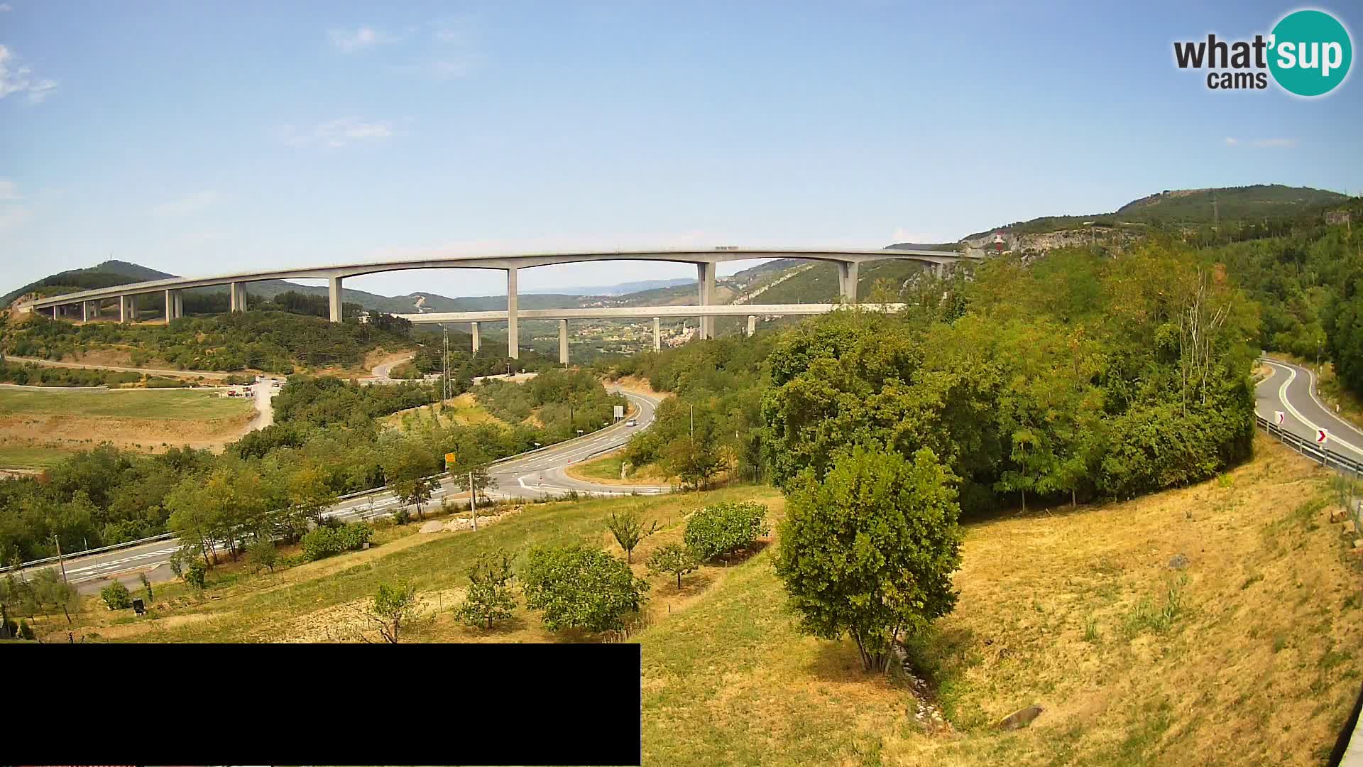 Webcam Črni Kal Viaduct – view from Viki Burger
