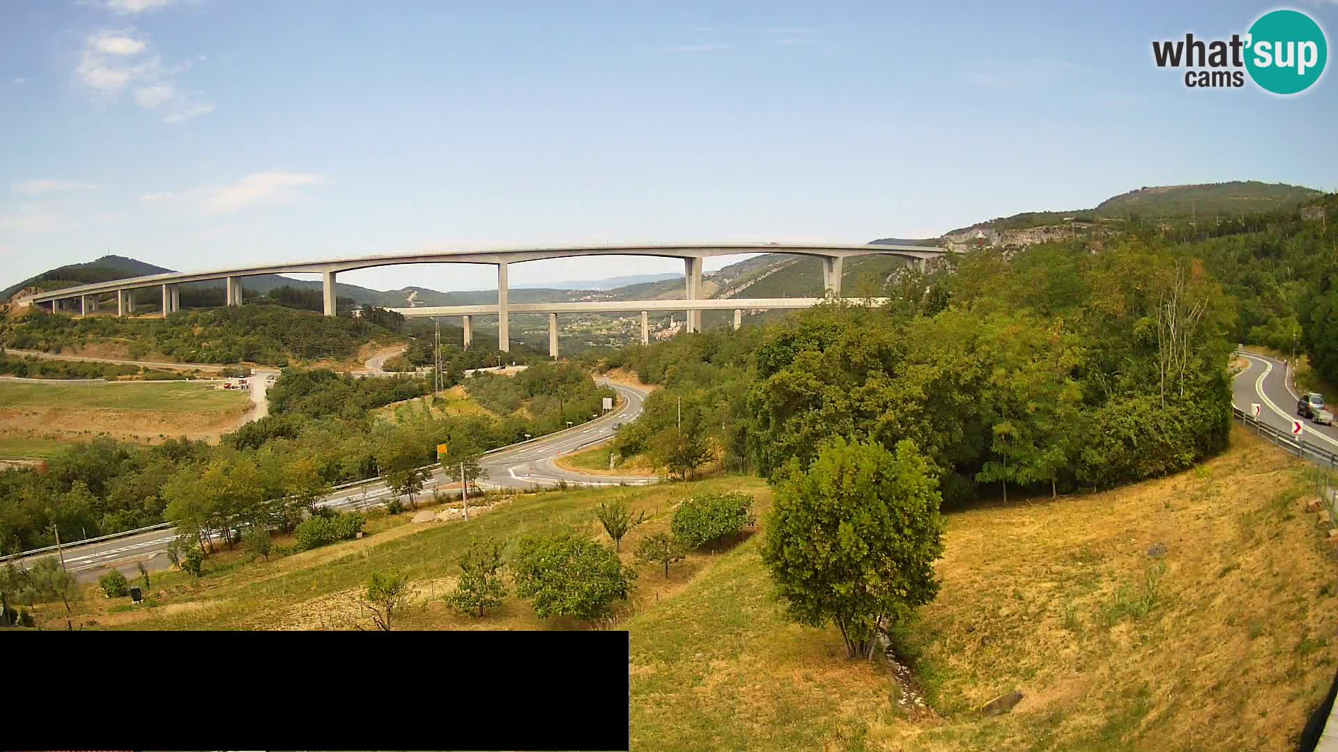 Webcam Črni Kal Viaduct – view from Viki Burger
