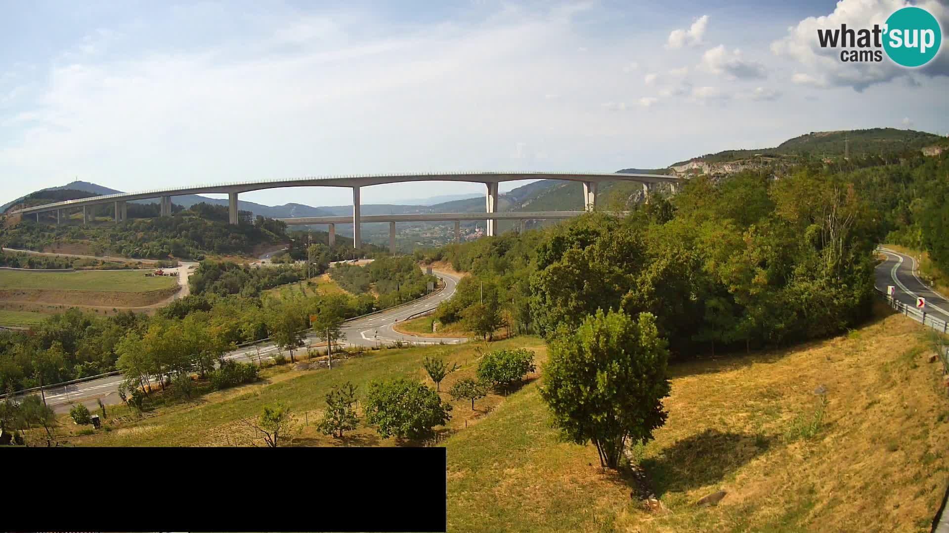 Webcam Črni Kal Viaduct – view from Viki Burger