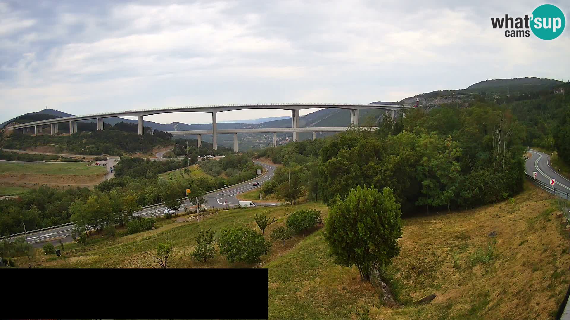Webcam Črni Kal Viaduct – view from Viki Burger