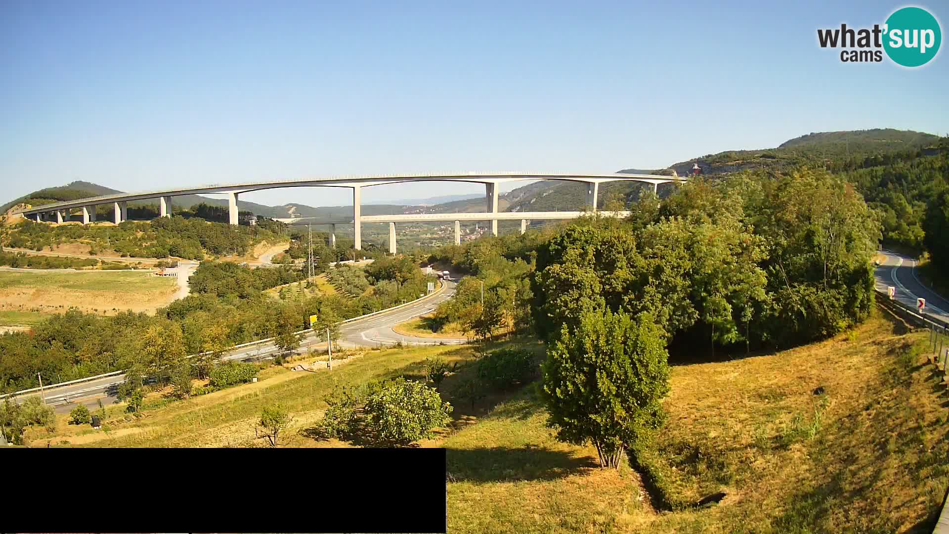Webcam Črni Kal Viadukt – Viki Burger