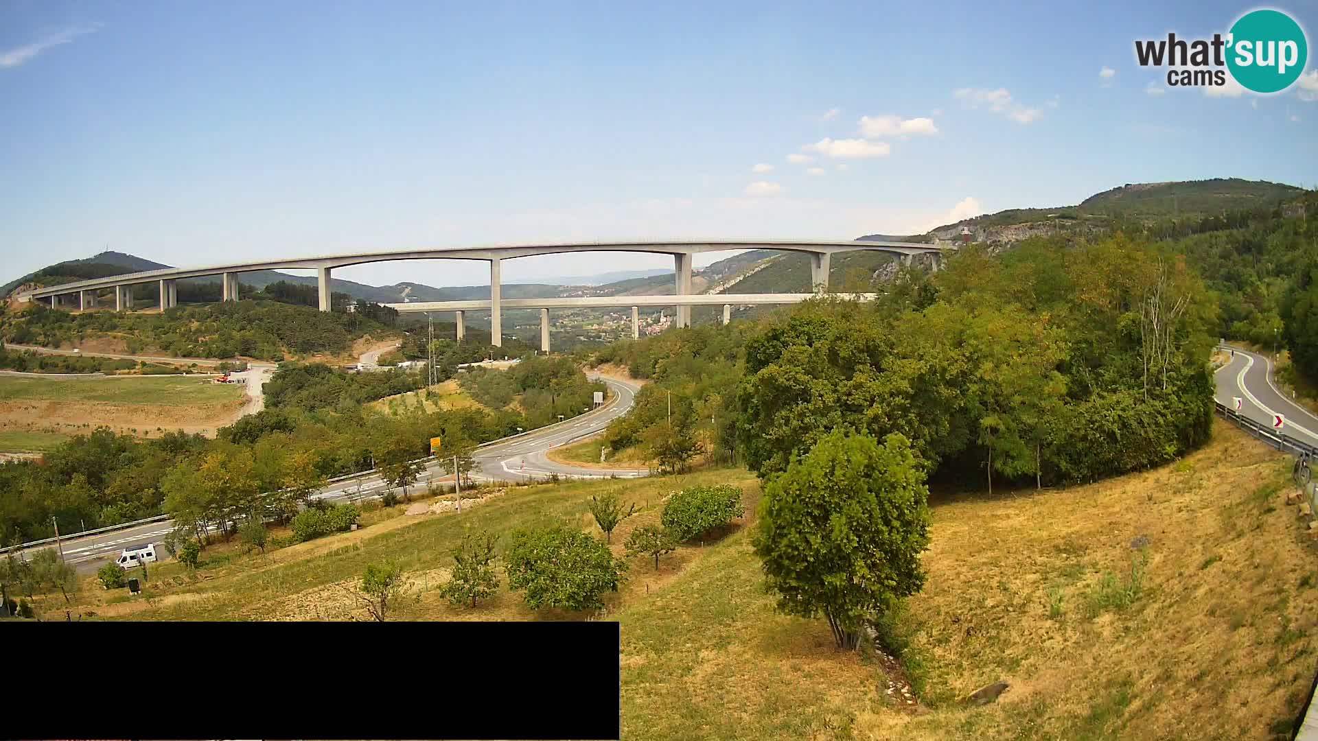 Kamera v živo Črni Kal Viadukt – pogled z Viki Burgerja