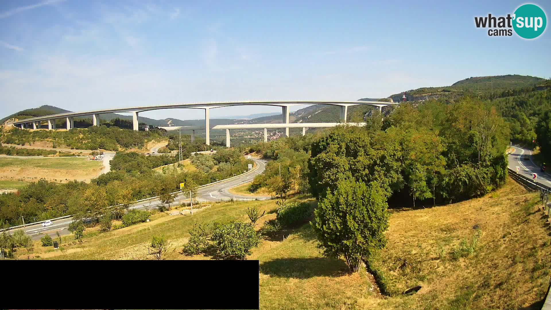 Kamera v živo Črni Kal Viadukt – pogled z Viki Burgerja