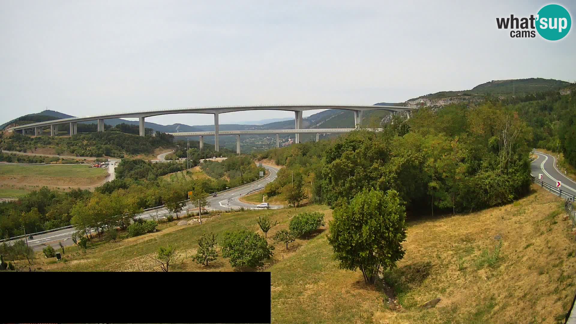 Webcam Črni Kal Viaduct – view from Viki Burger