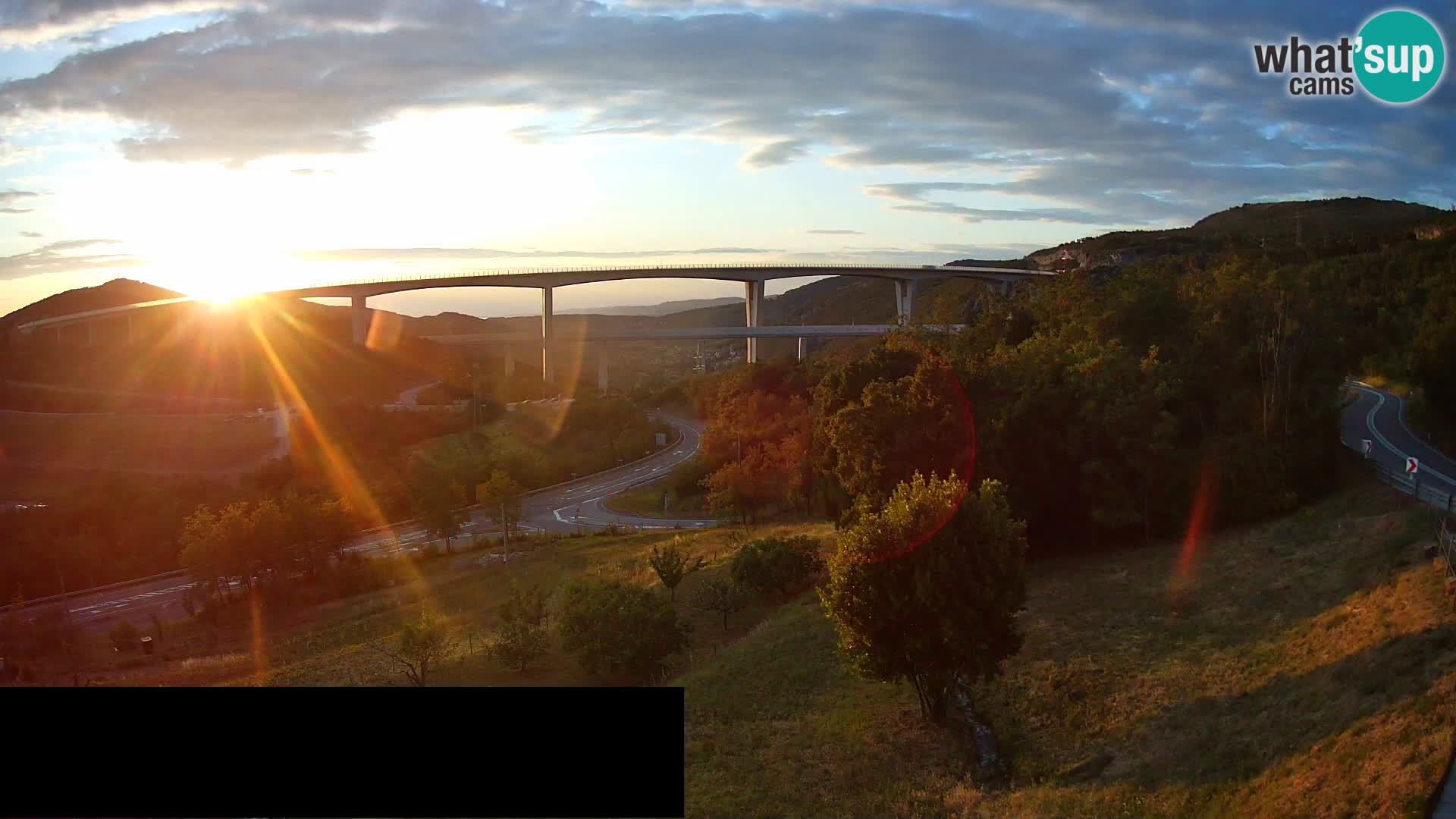 Livecam  Črni Kal Viadotto – panorama dal Viki Burger