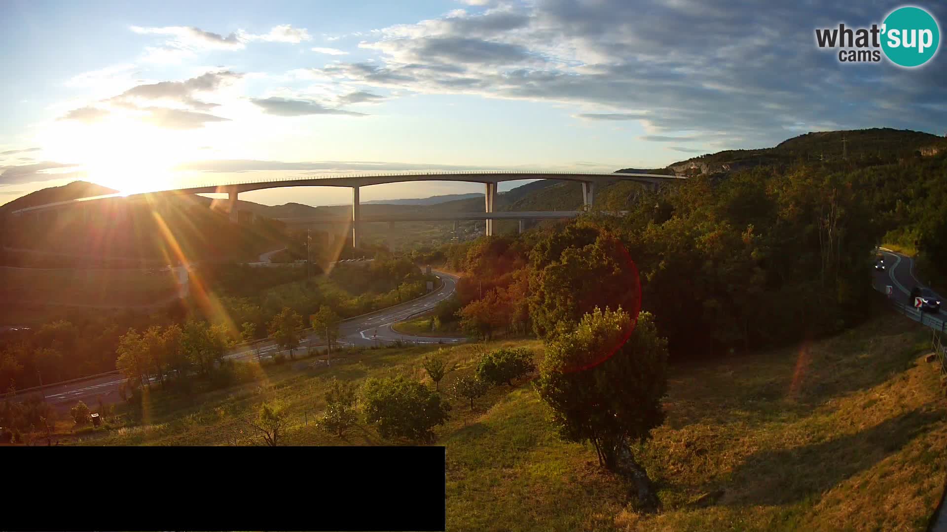 Camera en vivo Črni Kal Viaducto – Viki Burger
