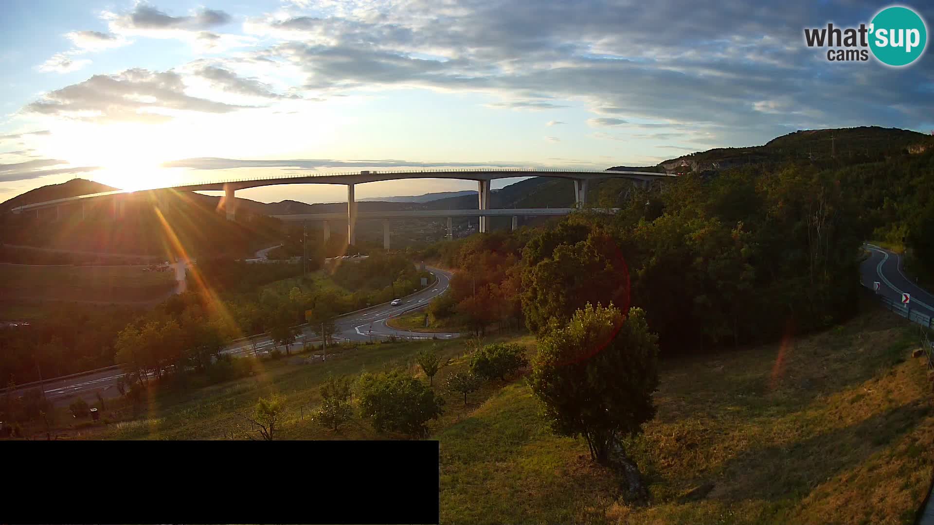Livecam  Črni Kal Viadotto – panorama dal Viki Burger