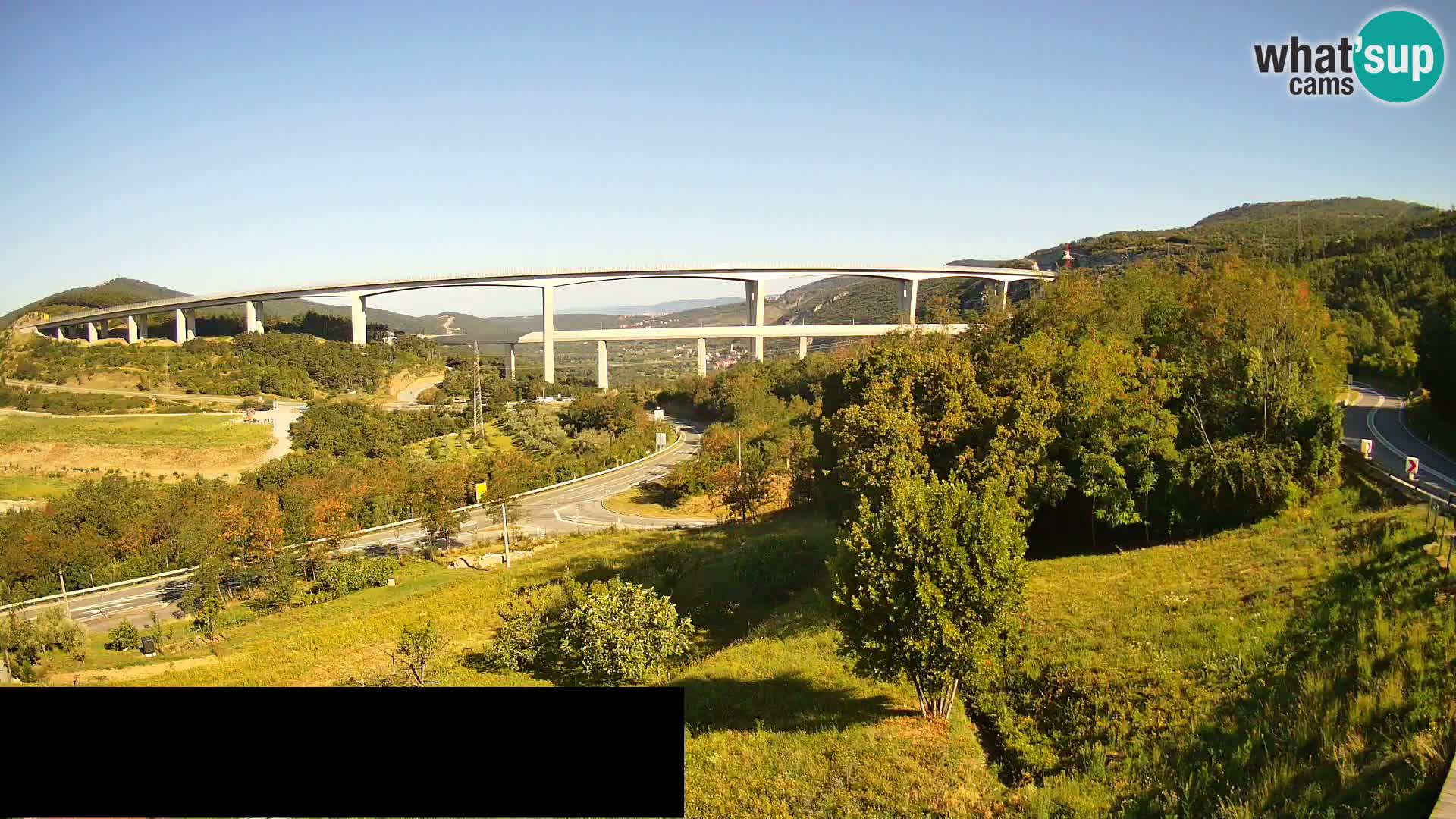 Live cam Črni Kal Viaduc – Viki Burger