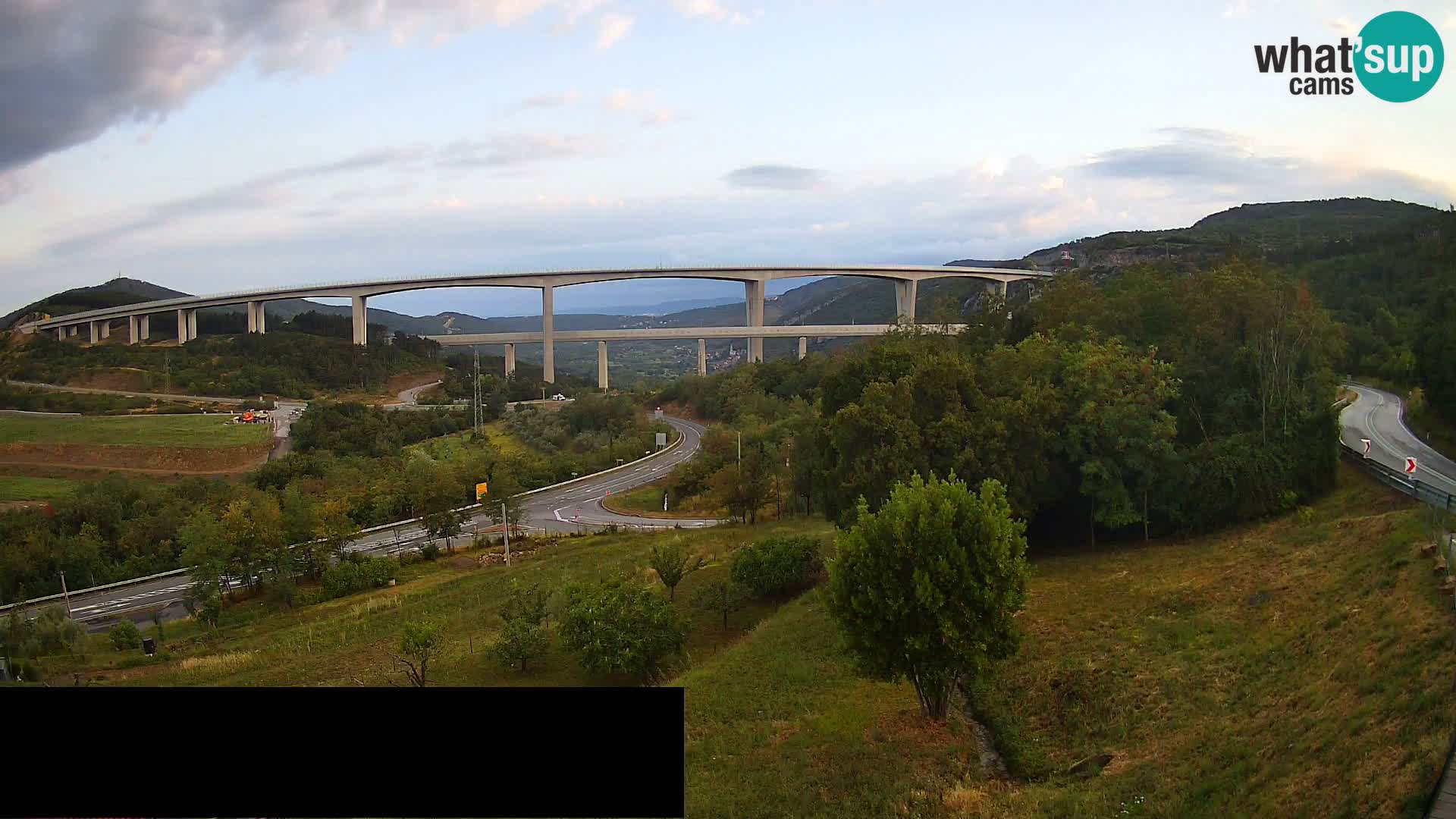 Livecam  Črni Kal Viadotto – panorama dal Viki Burger