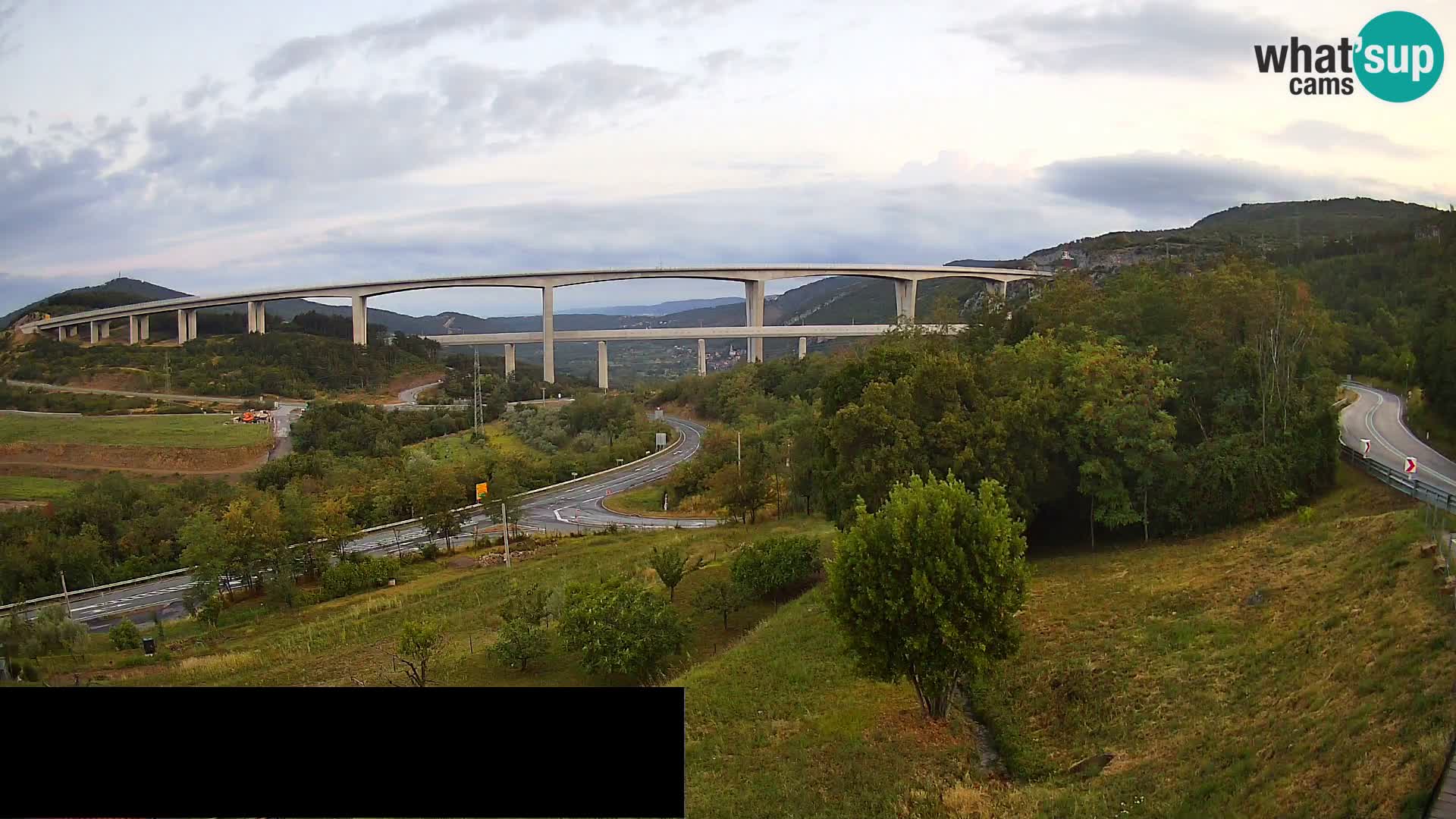 Livecam  Črni Kal Viadotto – panorama dal Viki Burger