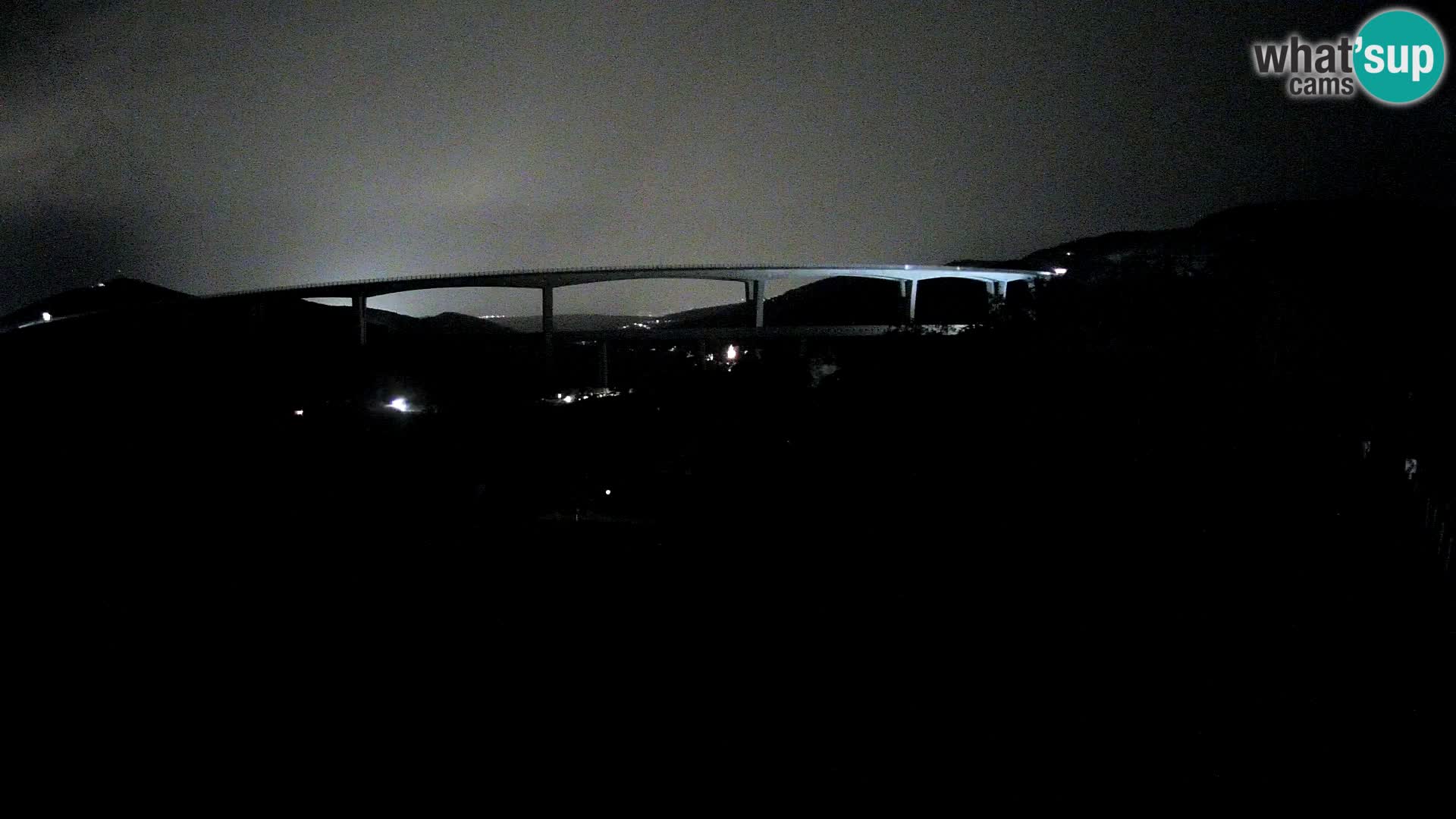 Webcam Črni Kal Viaduct – view from Viki Burger