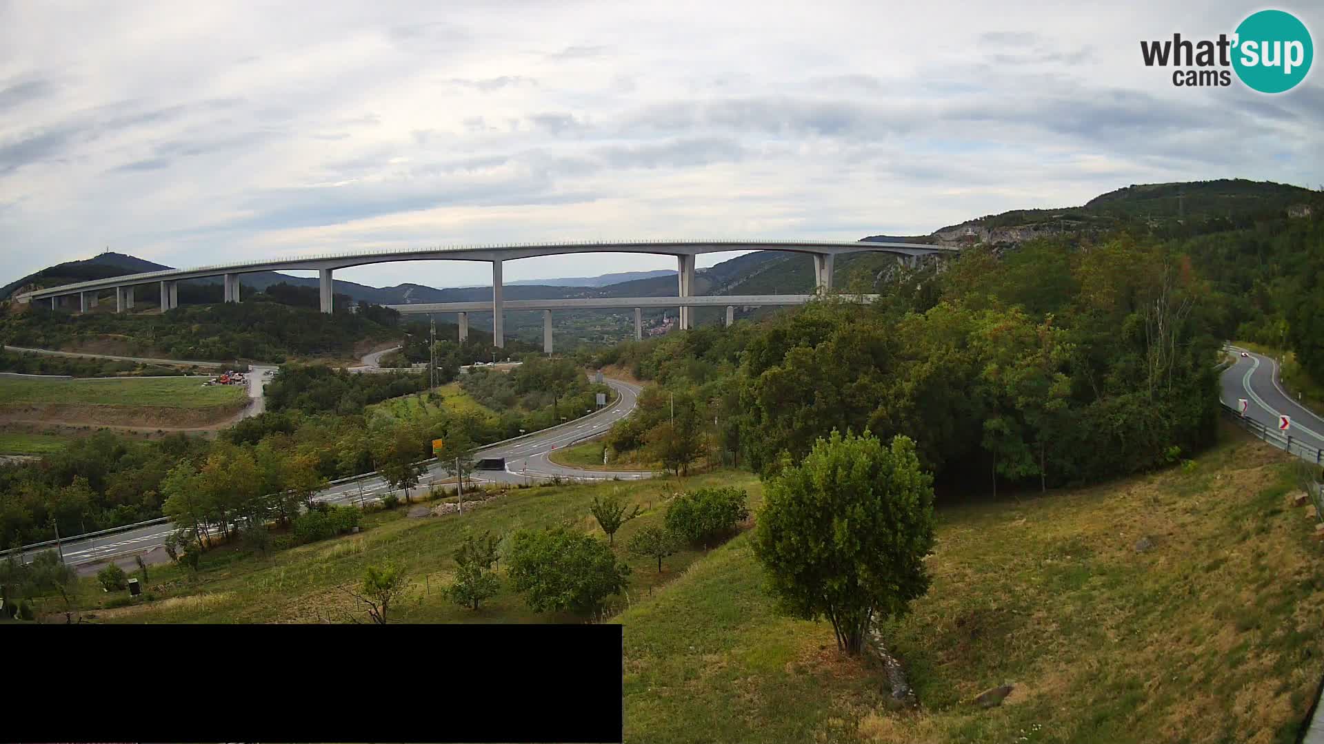 Live cam Črni Kal Viaduc – Viki Burger