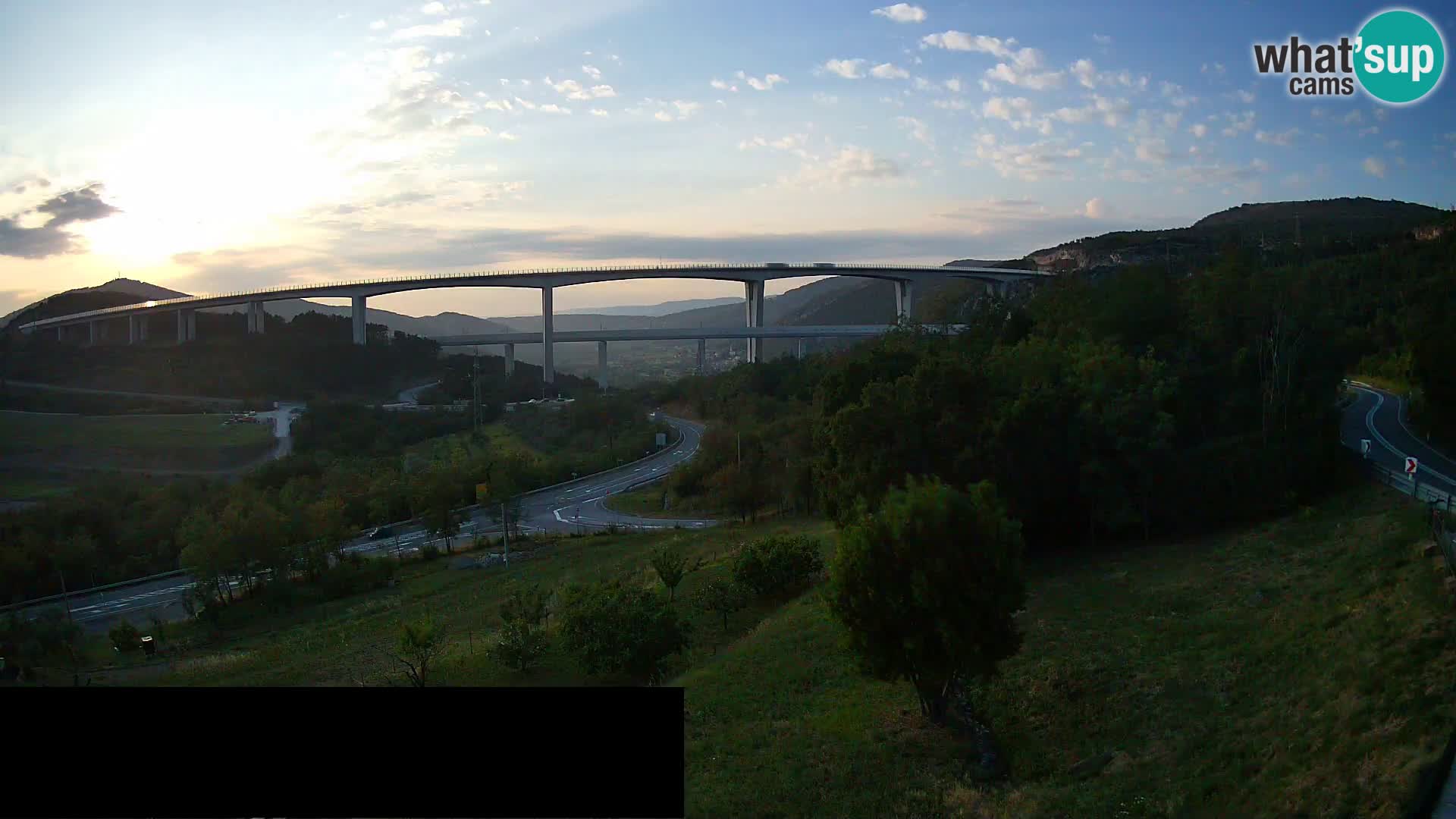 Livecam  Črni Kal Viadotto – panorama dal Viki Burger