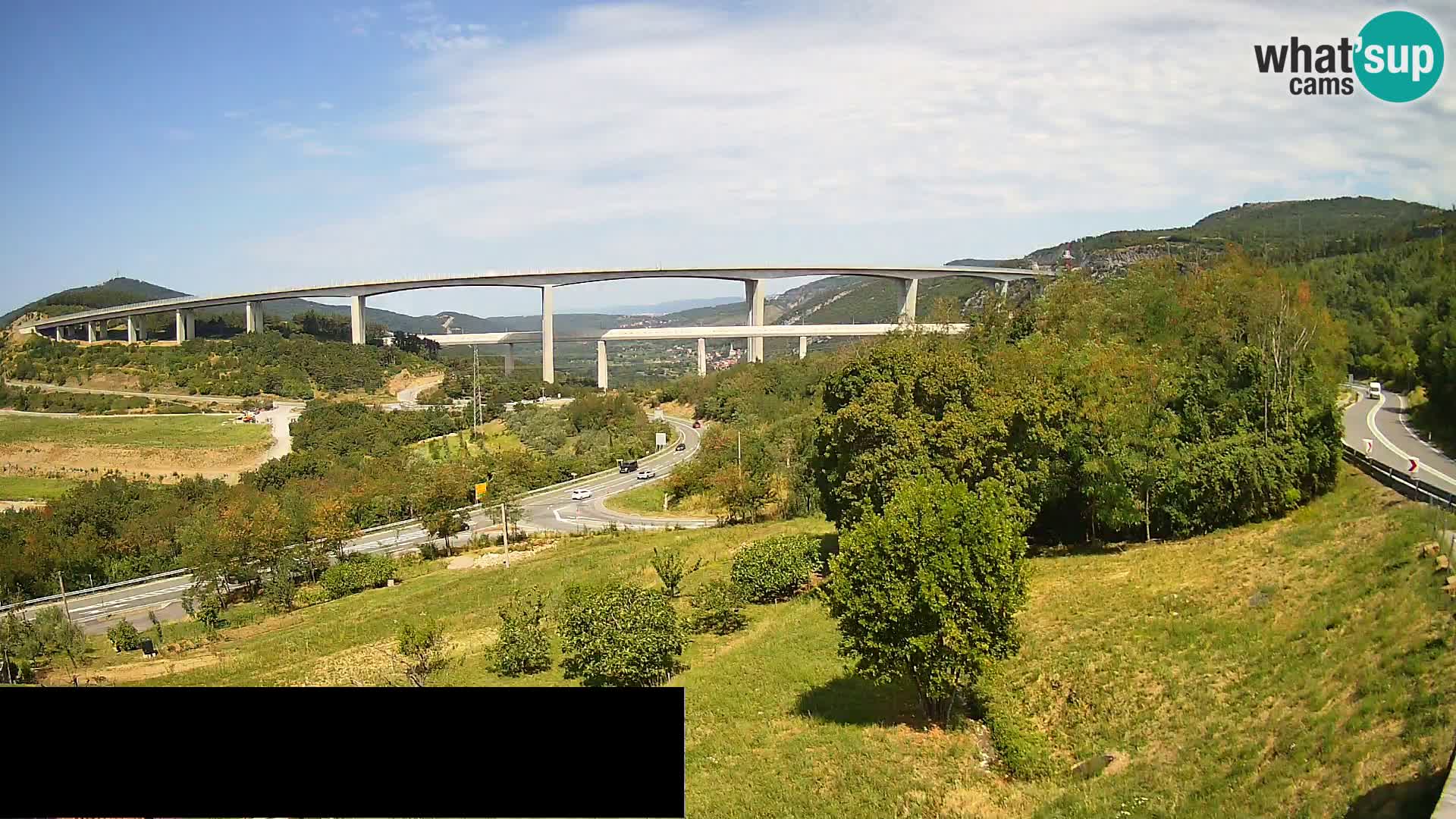 Webcam Črni Kal Viaduct – view from Viki Burger