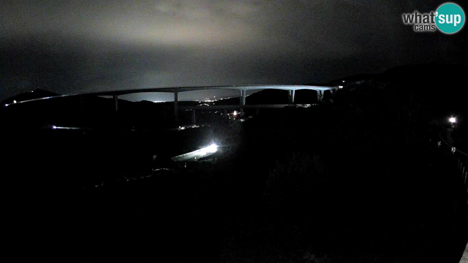 Webcam Črni Kal Viaduct – view from Viki Burger