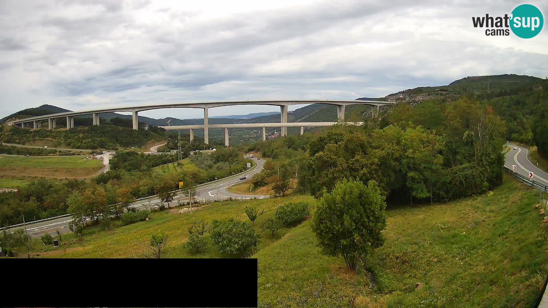 Livecam  Črni Kal Viadotto – panorama dal Viki Burger