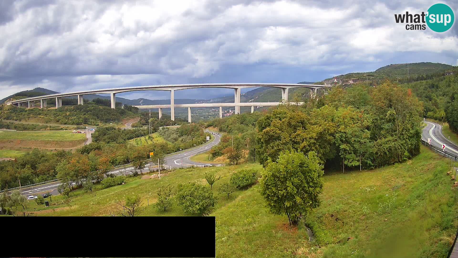Webcam Črni Kal Viadukt – Viki Burger
