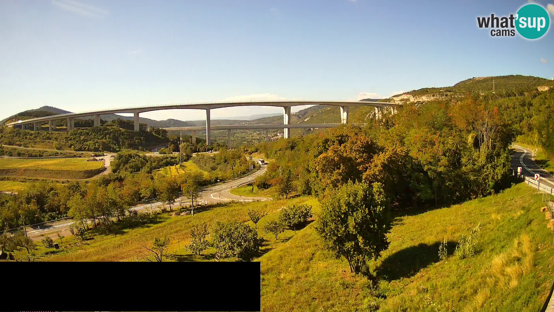 Kamera v živo Črni Kal Viadukt – pogled z Viki Burgerja