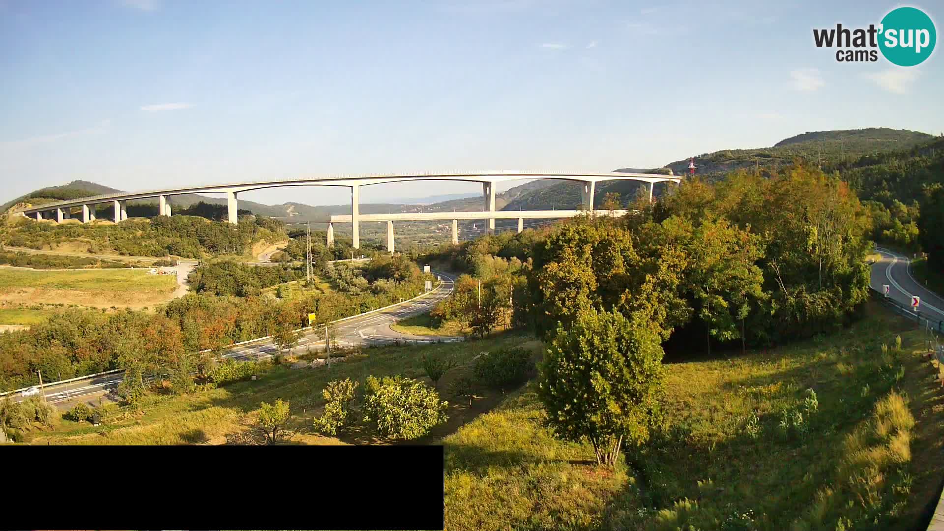 Camera en vivo Črni Kal Viaducto – Viki Burger