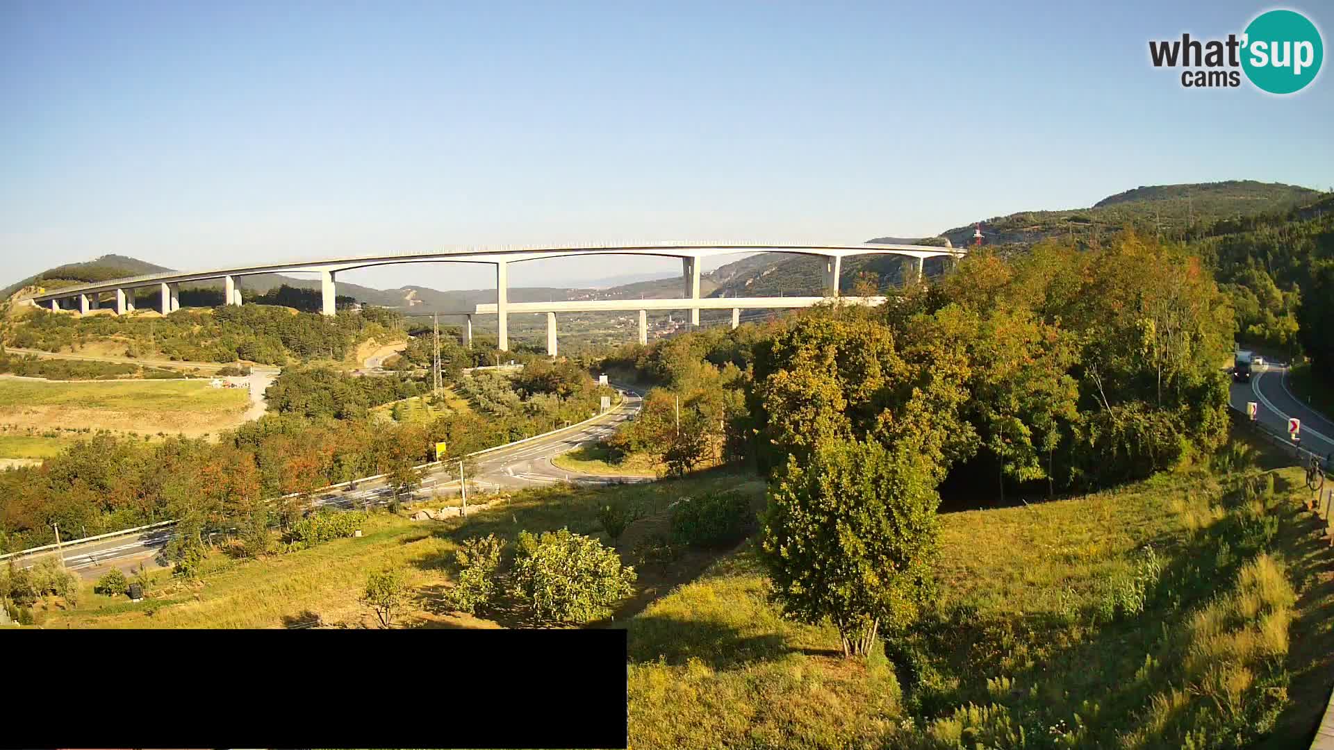 Camera en vivo Črni Kal Viaducto – Viki Burger