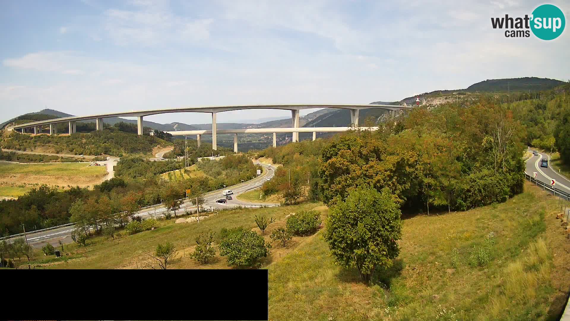 Live cam Črni Kal Viaduc – Viki Burger
