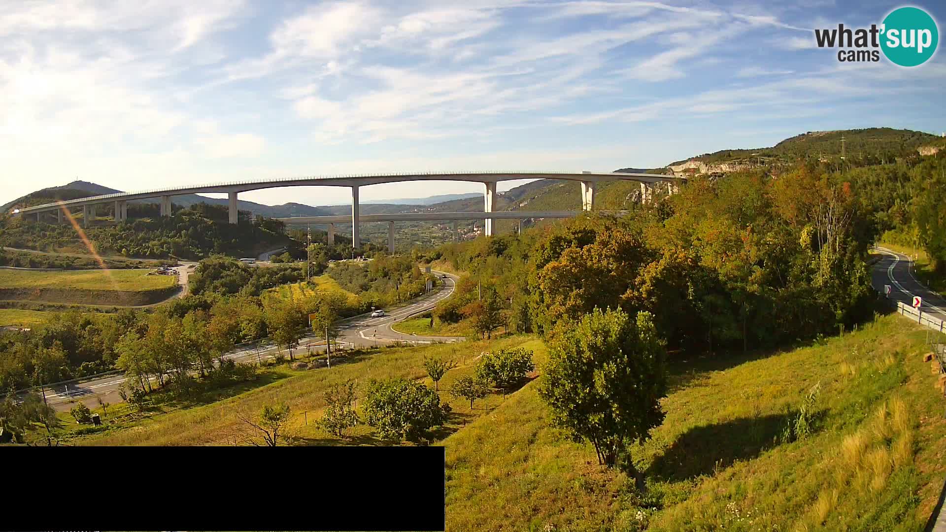 Webcam Črni Kal Viaduct – view from Viki Burger
