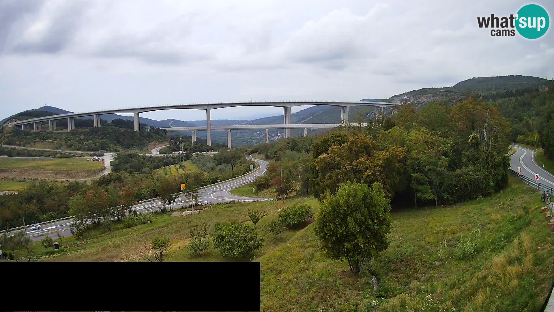 Live cam Črni Kal Viaduc – Viki Burger