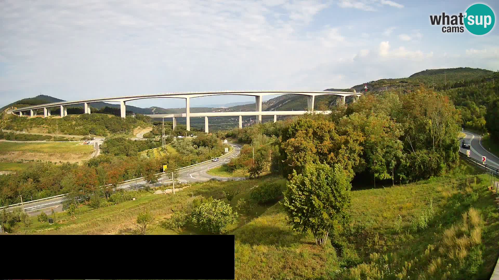 Live cam Črni Kal Viaduc – Viki Burger