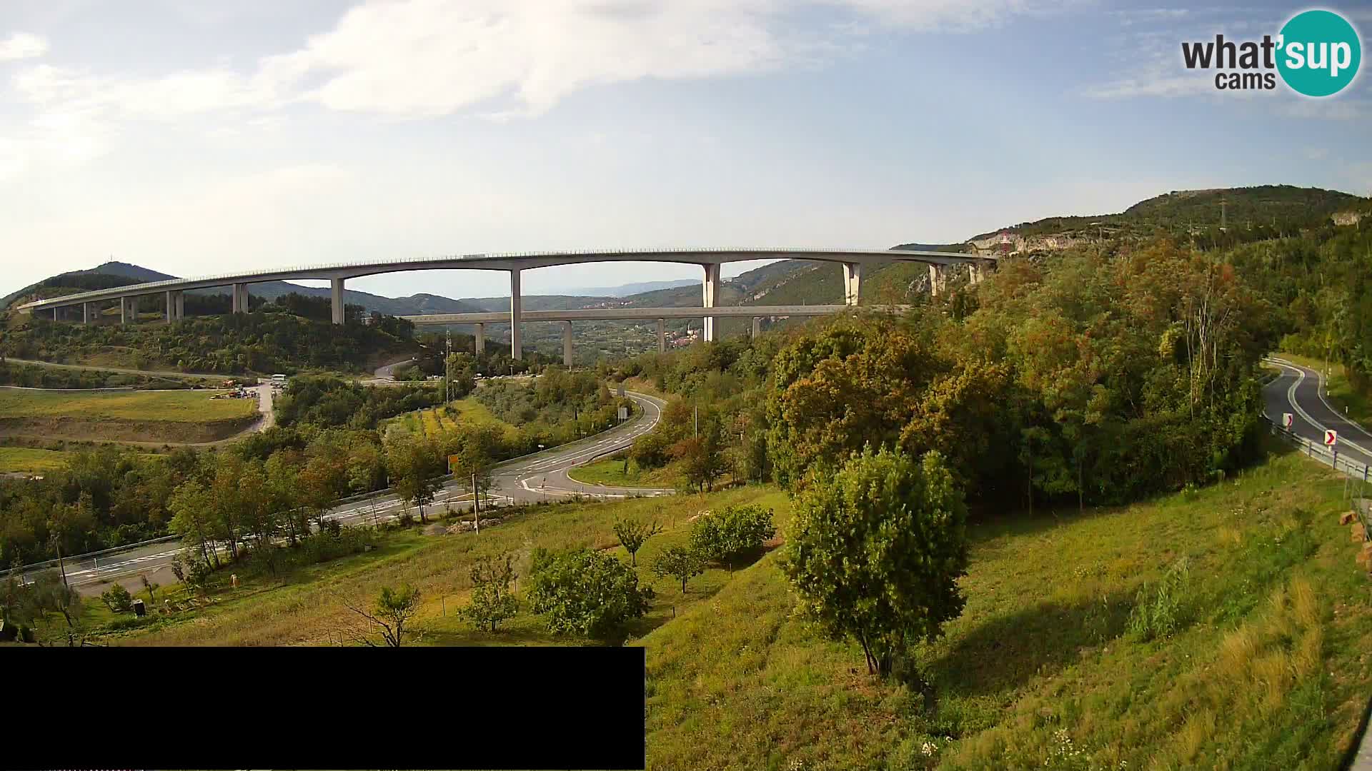 Live cam Črni Kal Viaduc – Viki Burger