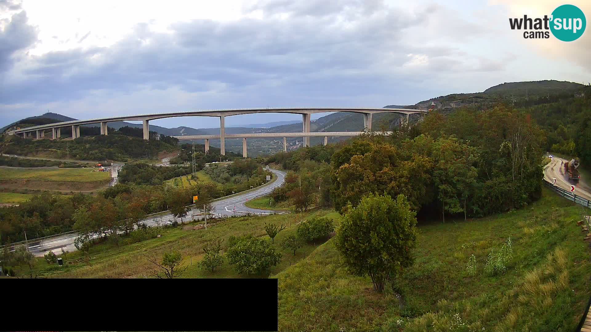 Web kamera Črni Kal Viadukt – pogled sa Viki Burgerja