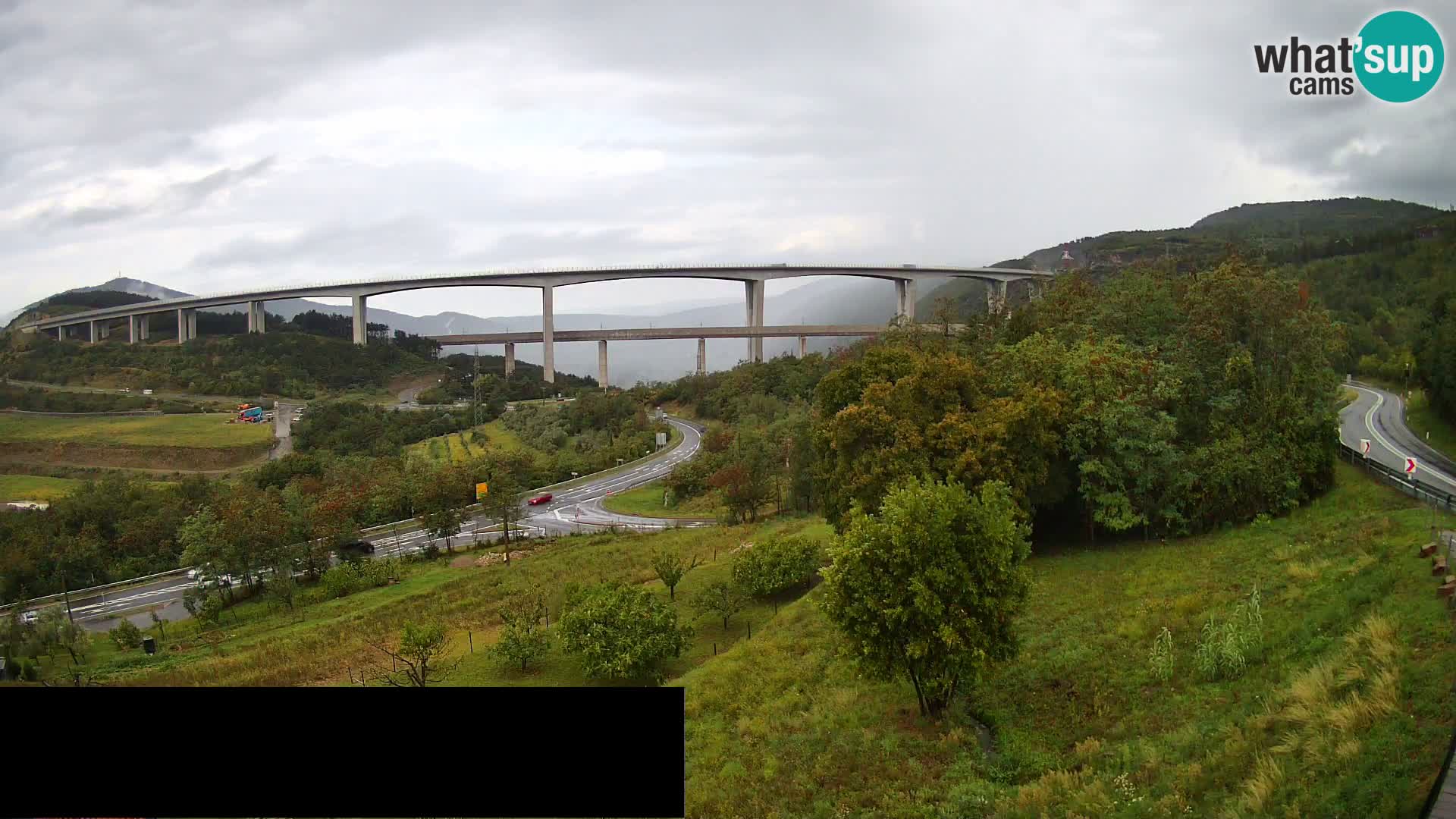 Live cam Črni Kal Viaduc – Viki Burger