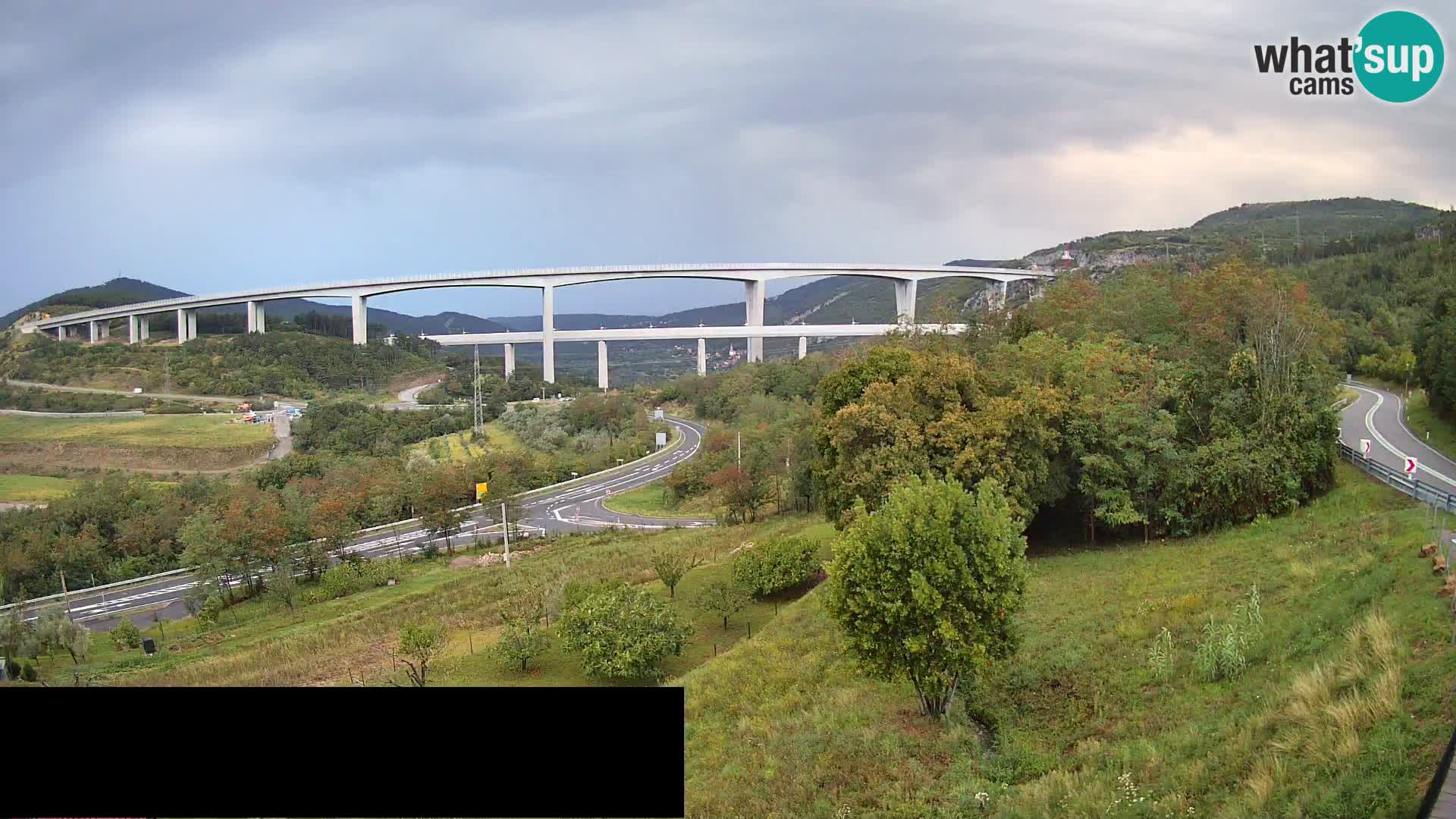 Live cam Črni Kal Viaduc – Viki Burger