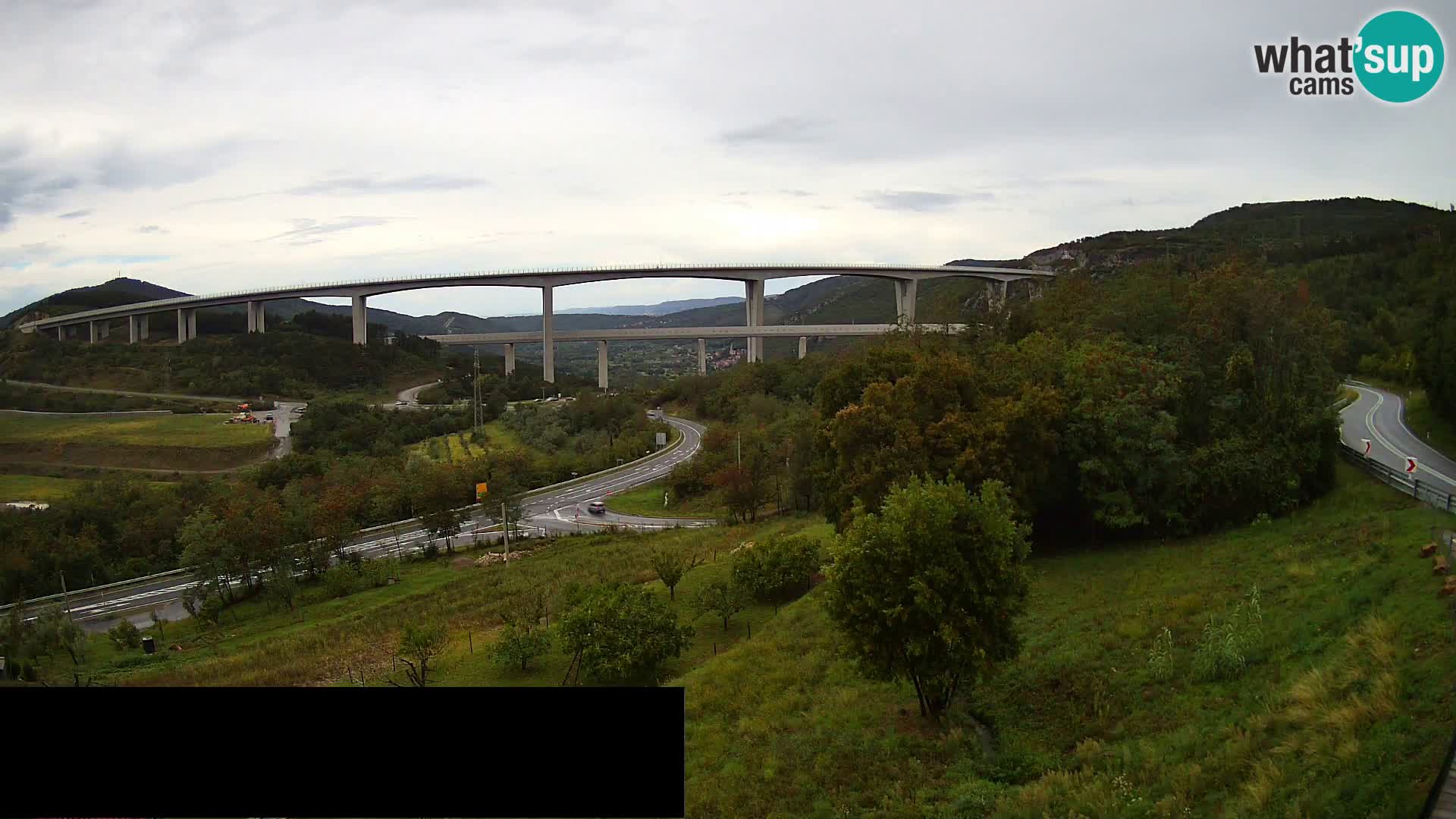Live cam Črni Kal Viaduc – Viki Burger