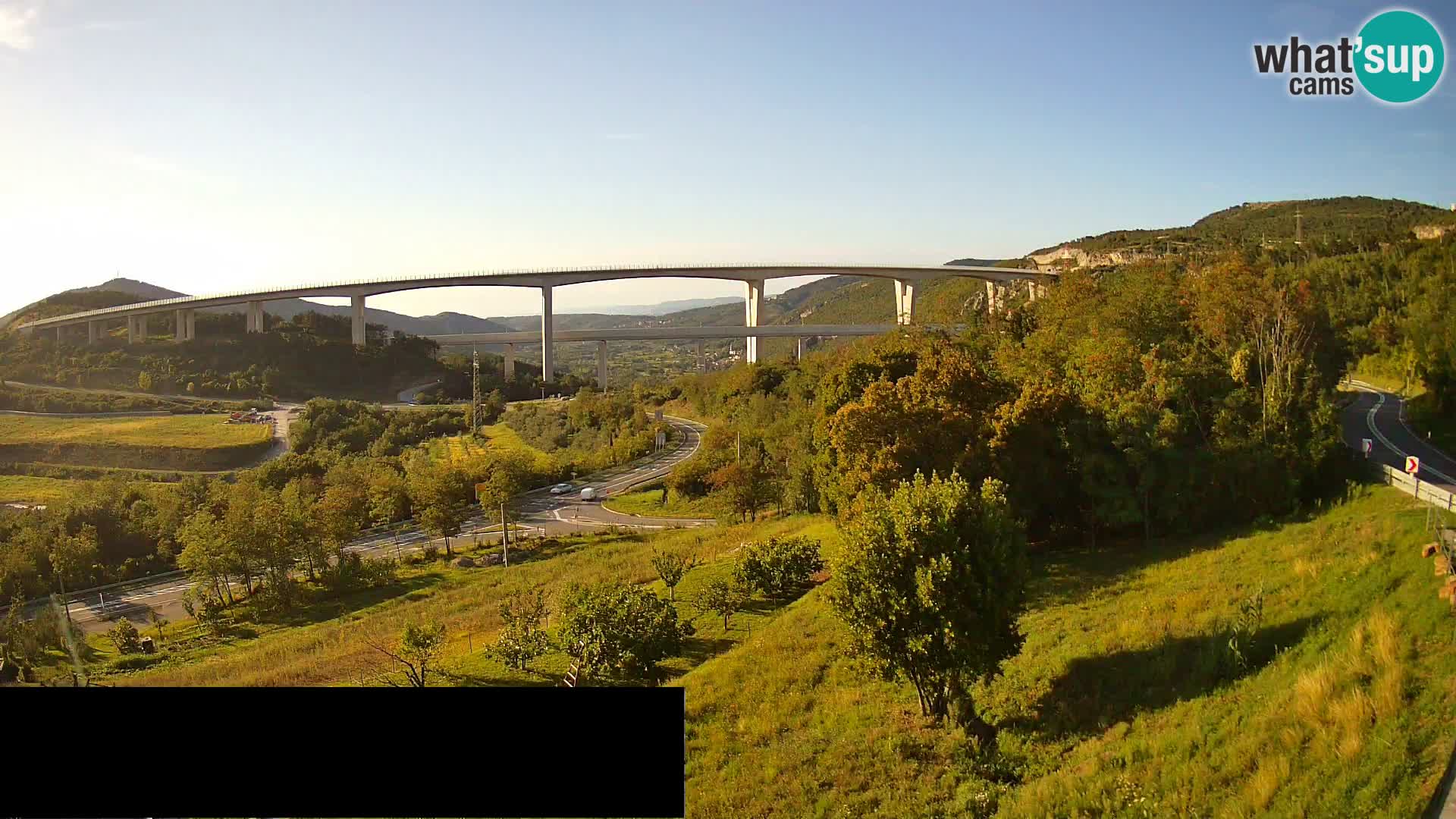 Live cam Črni Kal Viaduc – Viki Burger