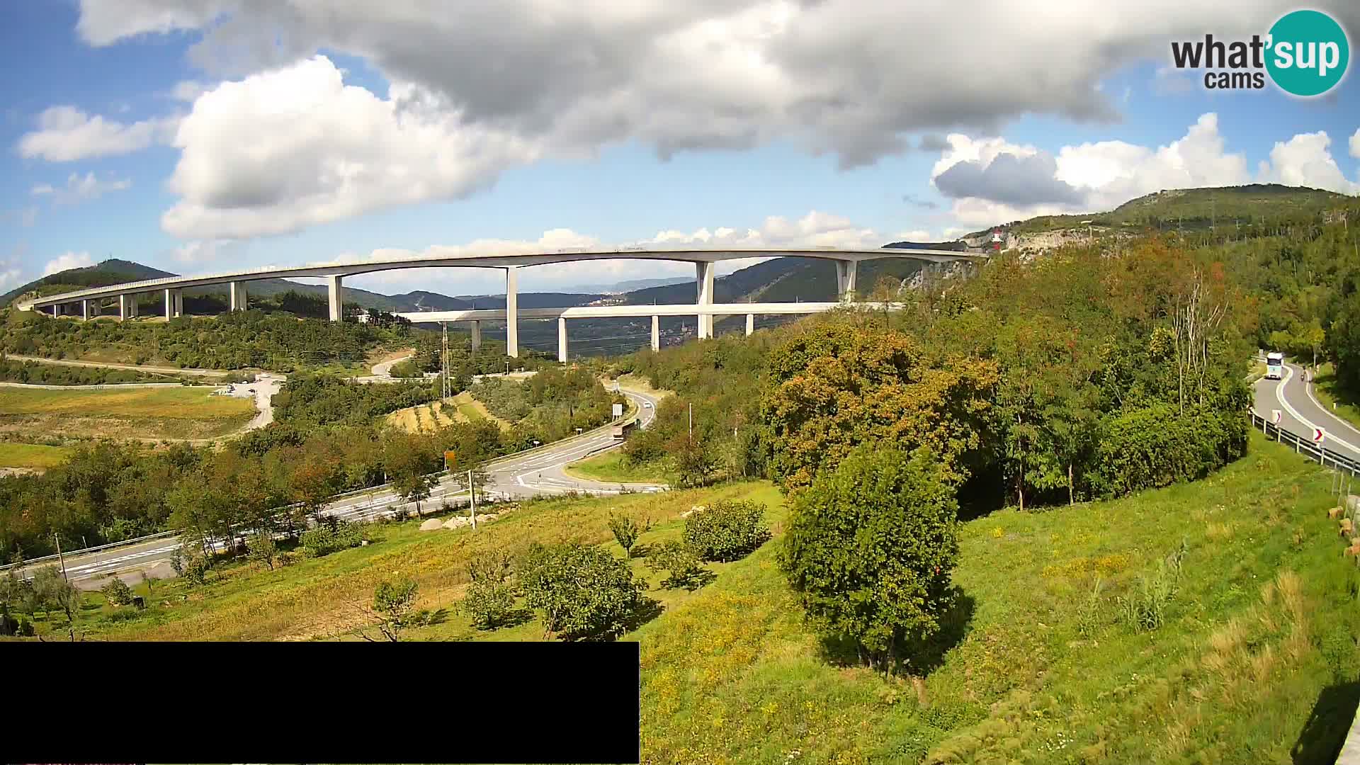 Livecam  Črni Kal Viadotto – panorama dal Viki Burger