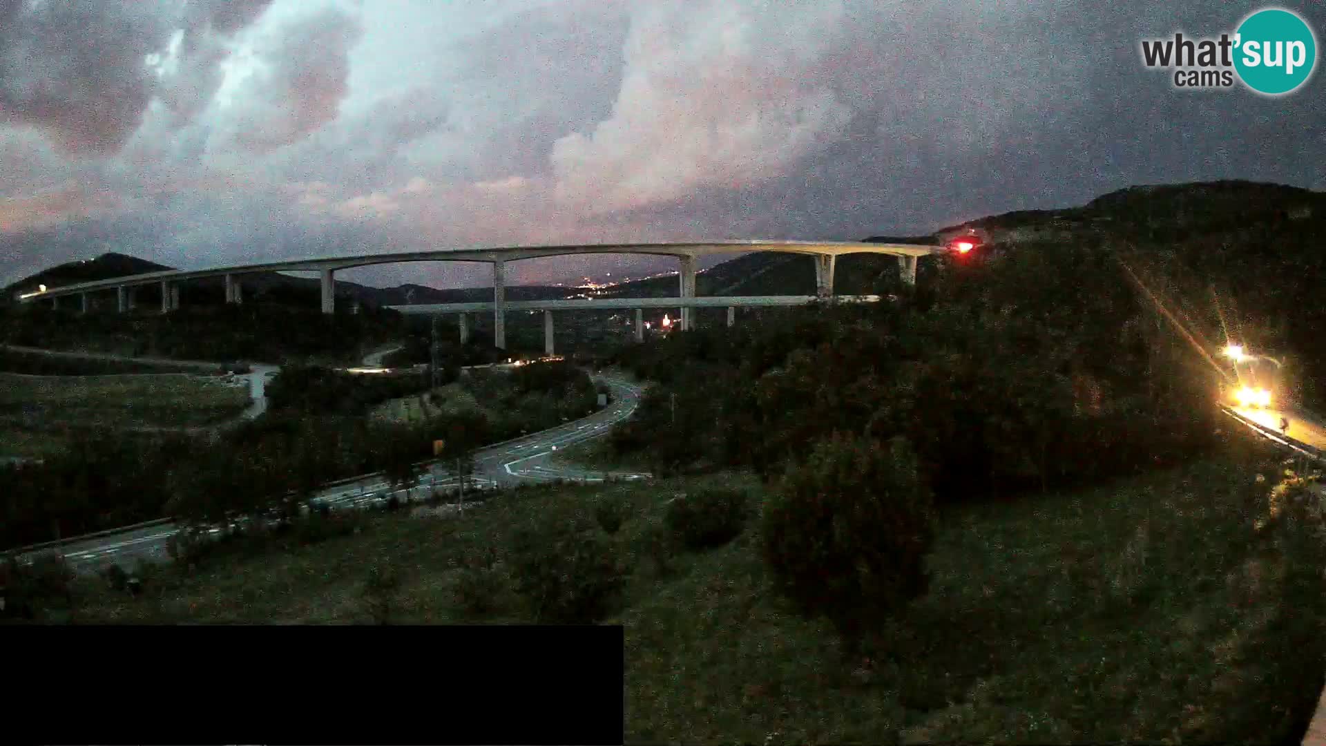 Camera en vivo Črni Kal Viaducto – Viki Burger