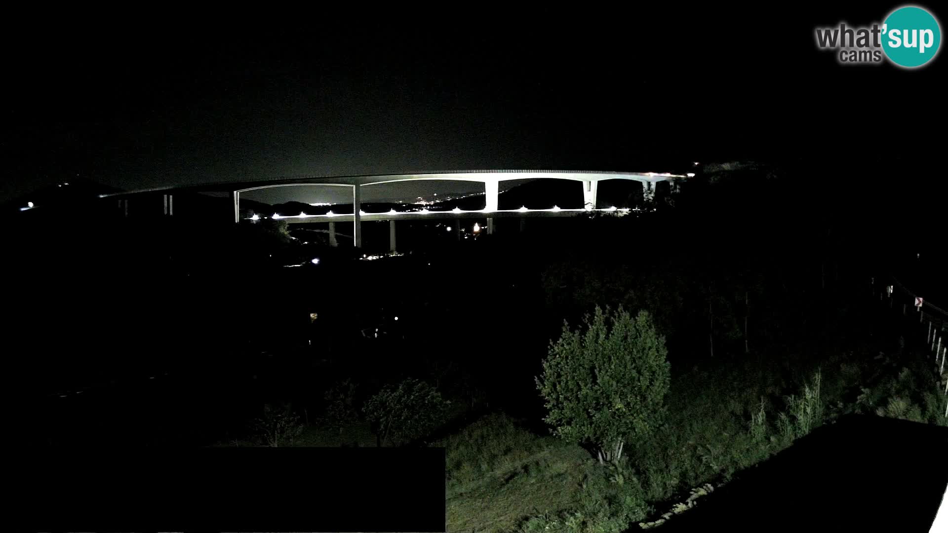 Webcam Črni Kal Viaduct – view from Viki Burger