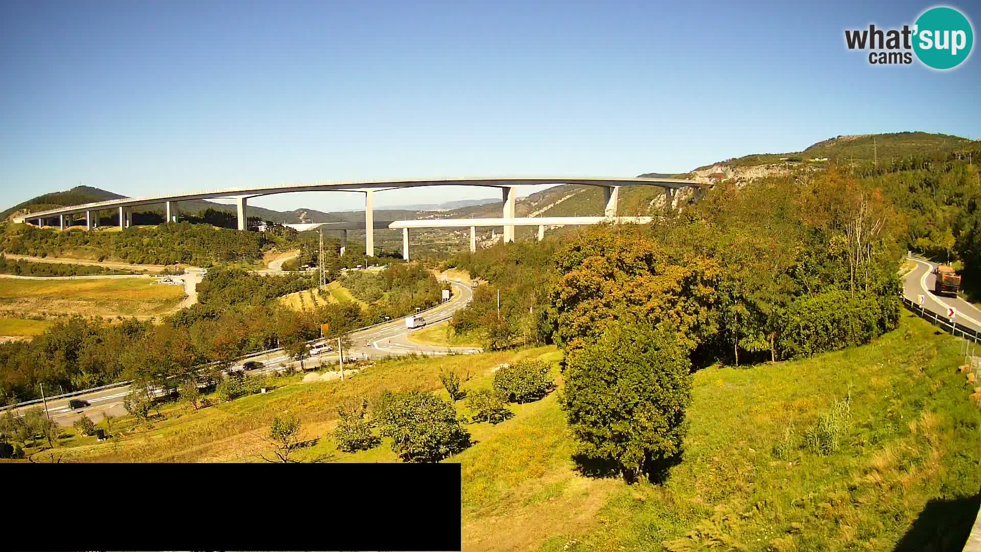 Live cam Črni Kal Viaduc – Viki Burger