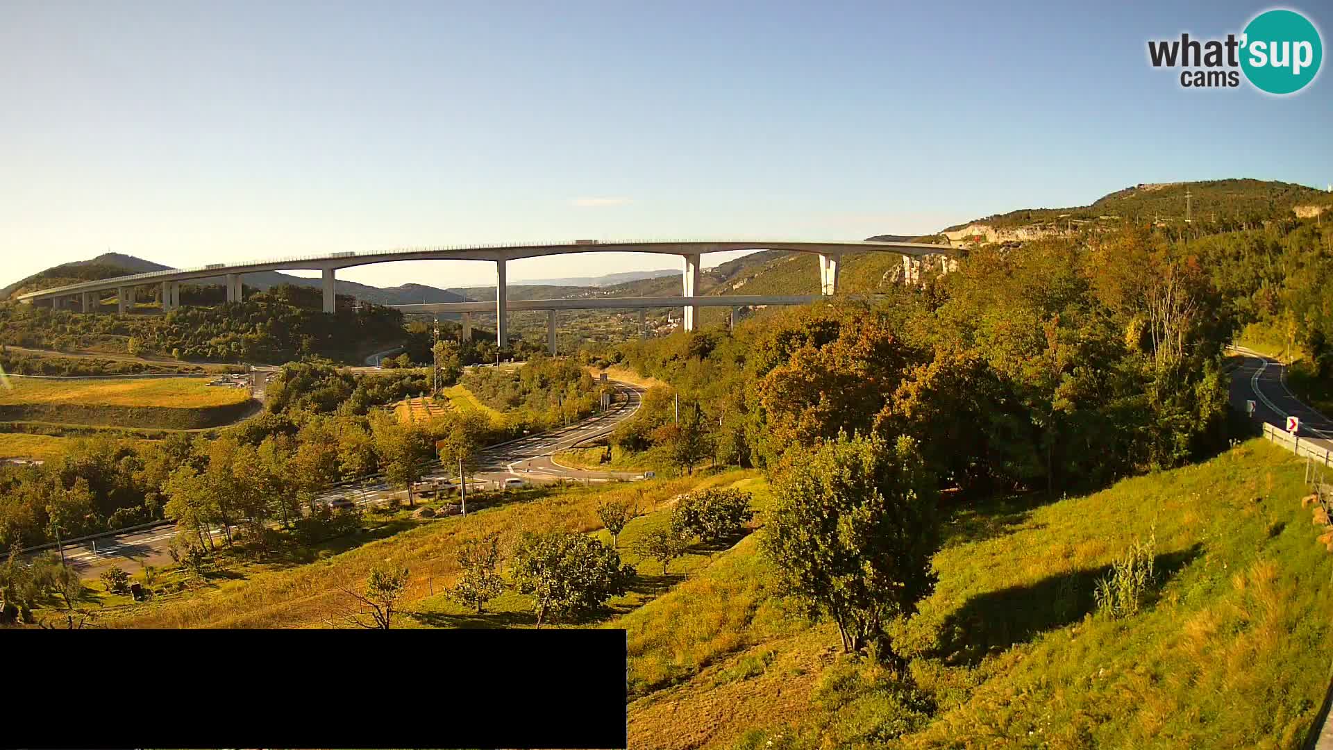 Live cam Črni Kal Viaduc – Viki Burger