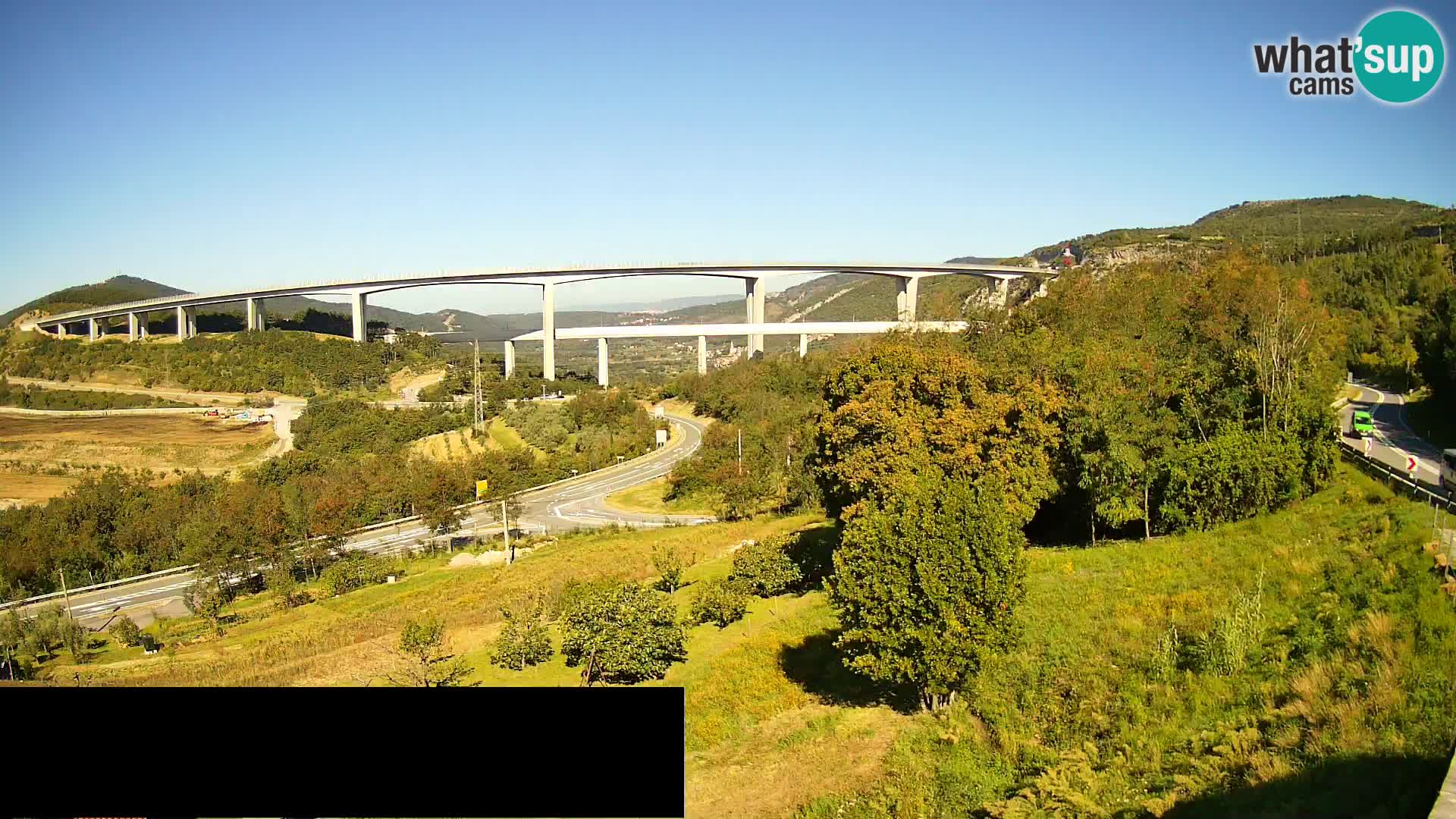 Live cam Črni Kal Viaduc – Viki Burger