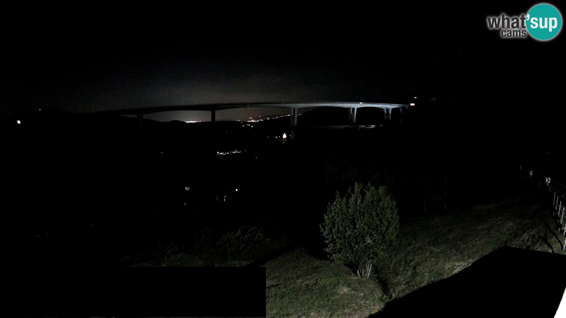 Webcam Črni Kal Viadukt – Viki Burger