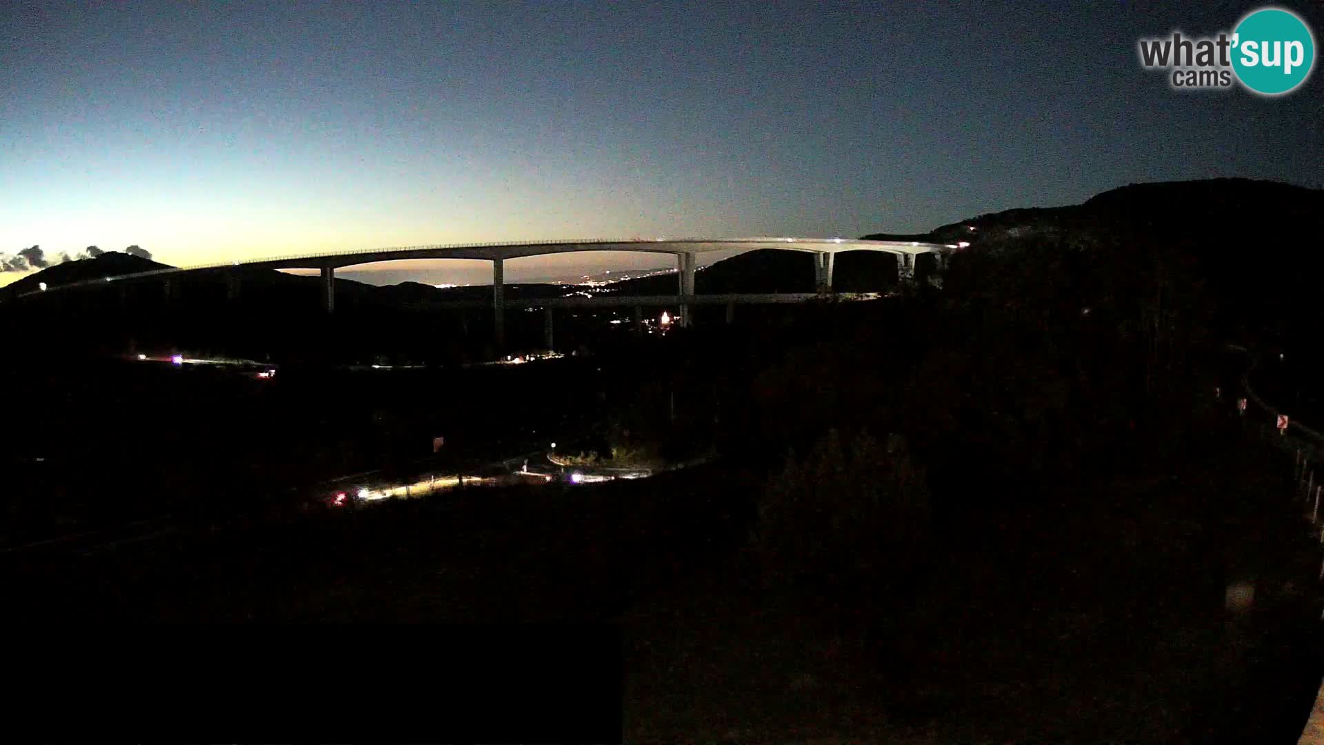 Camera en vivo Črni Kal Viaducto – Viki Burger