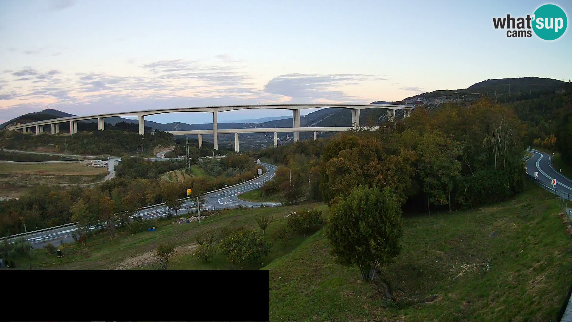 Livecam  Črni Kal Viadotto – panorama dal Viki Burger